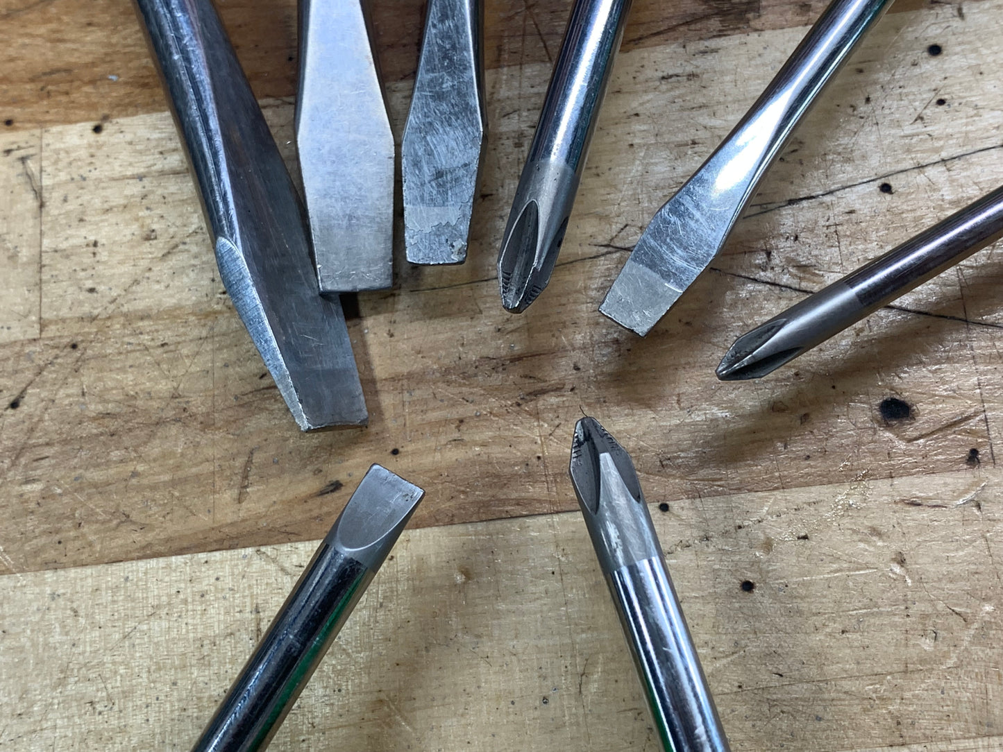 Snap on 8pc screwdriver set SHDX80G