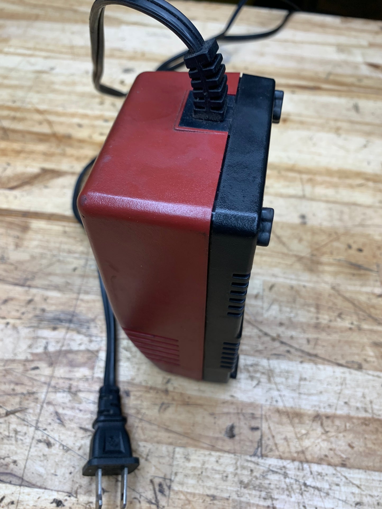 Snap On 14.4v Battery Charger CTC772