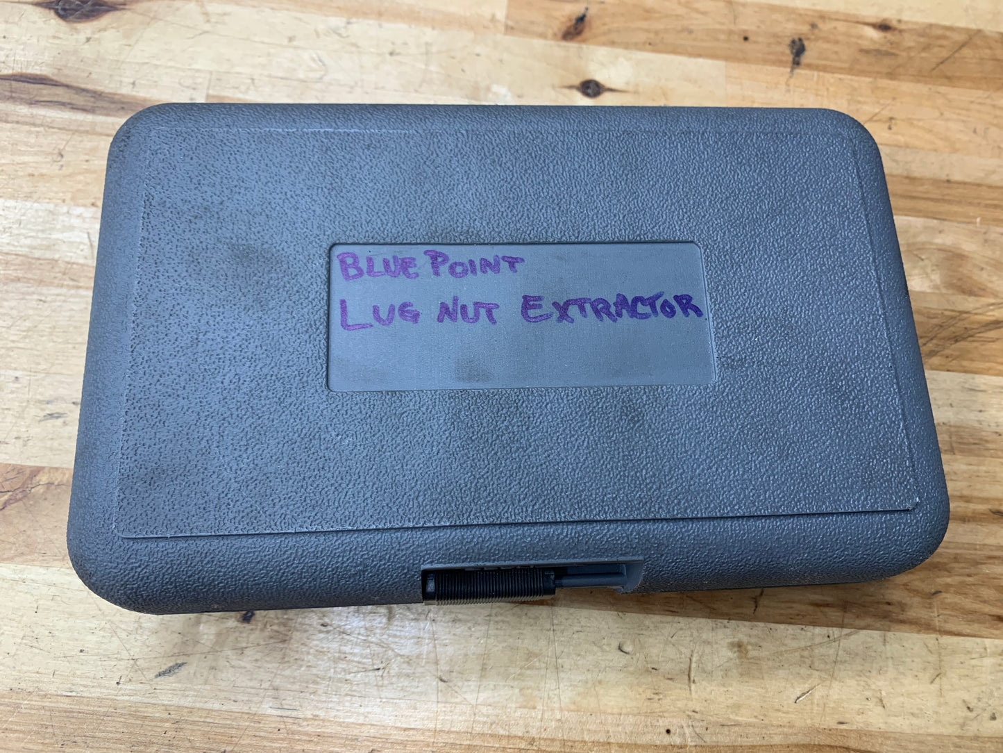 Blue Point Wheel Flip Socket Set Lug Nut Extractor Kit LSR1500