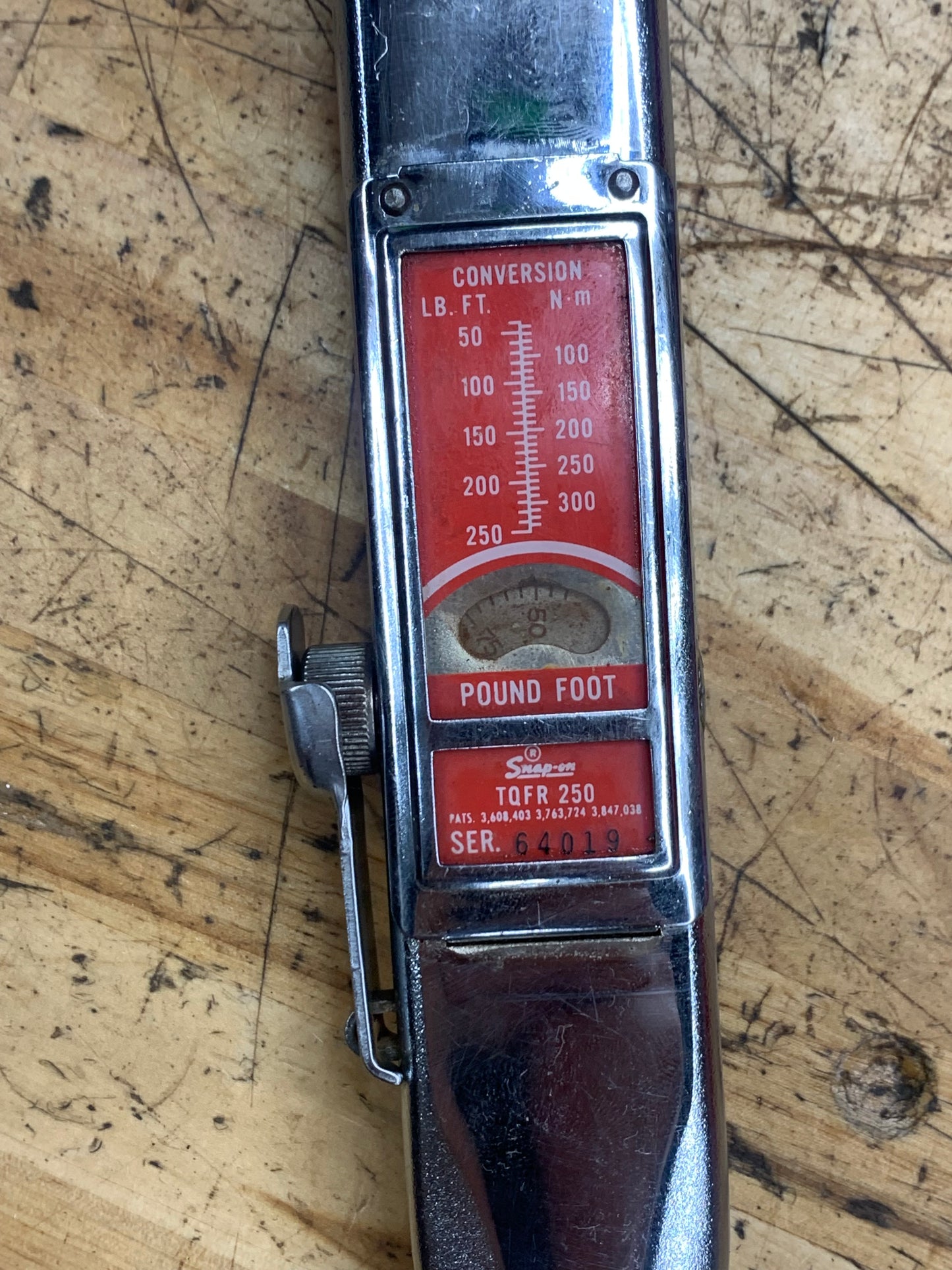 Snap On 1/2” Torque Wrench 50-250 ft lb. Click Style USA TQFR250