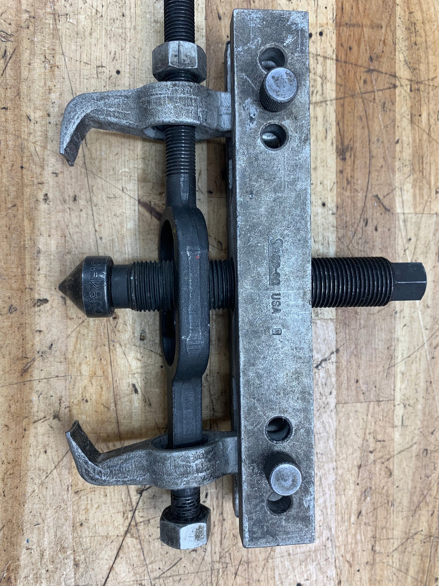 Snap On 2 Jaw Gear Puller CJ85