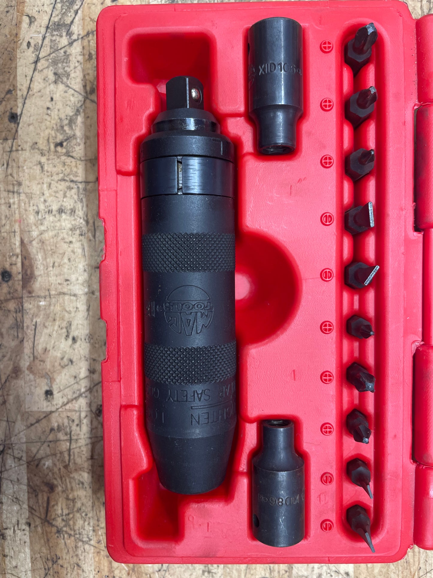 Mac Tools Manual Impact Driver Set LIKE NEW SID13BA