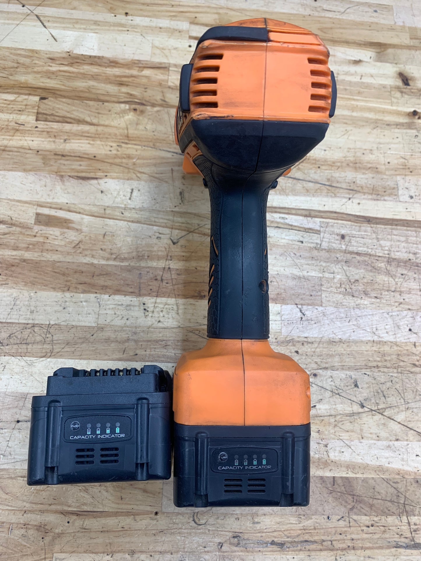 Matco 1/2” Impact Wrench 20v WITH X2 BATTERIES MCL2012HPIW