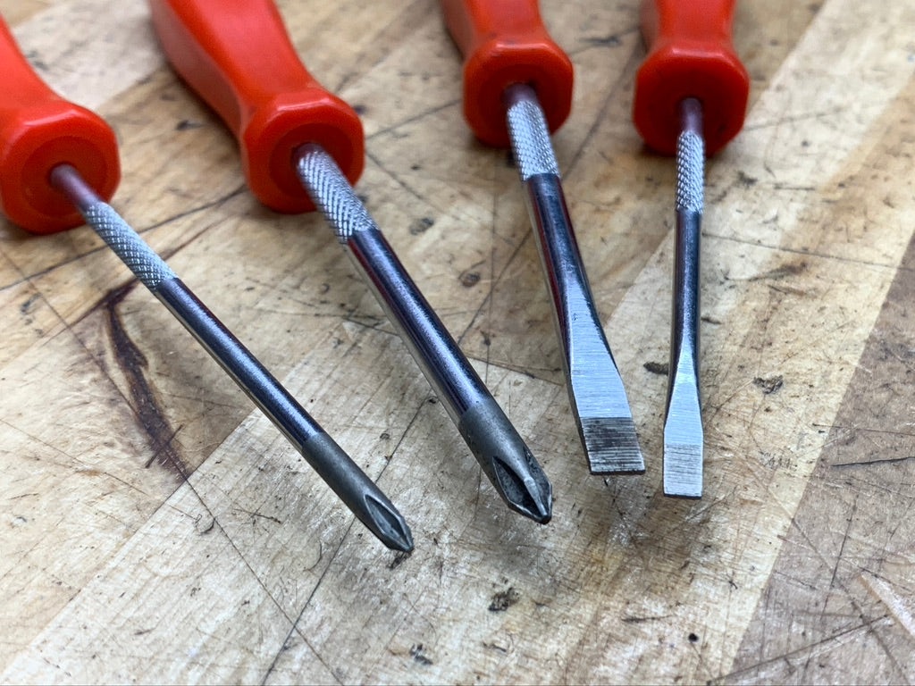 Snap On Mini Screwdriver Tray Set 4pc Hard Handle SDDX40AR