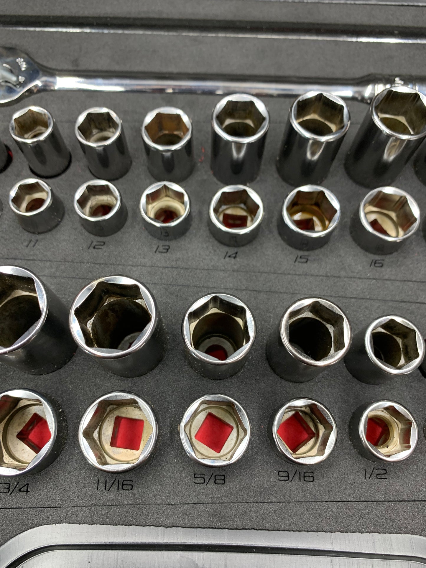 Snap On 3/8" Metric And SAE, MASTER SOCKET FOAM Ratchet Service Set FMGSS06B USA