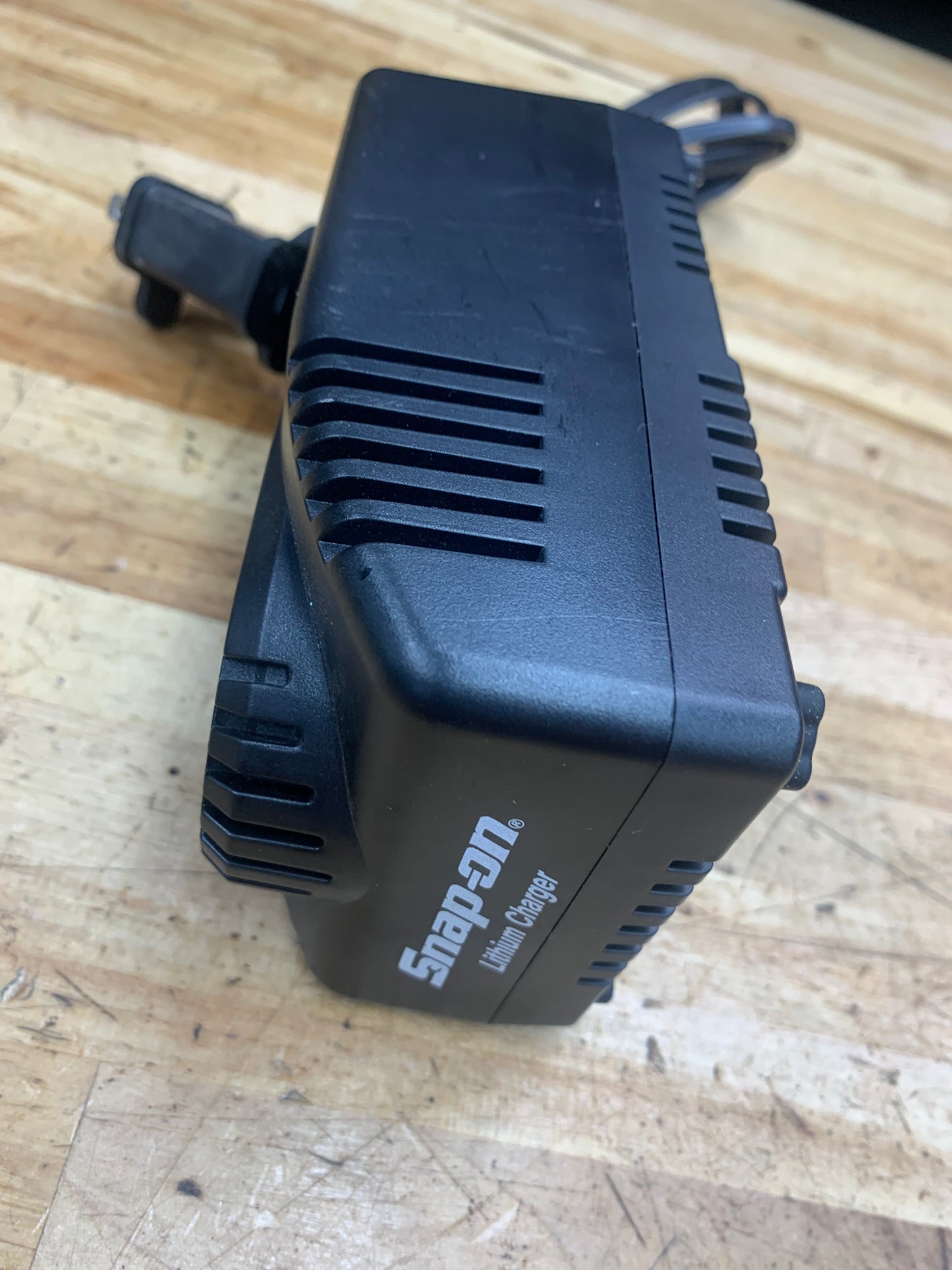 Snap On 14.4v Battery Charger CTC772A
