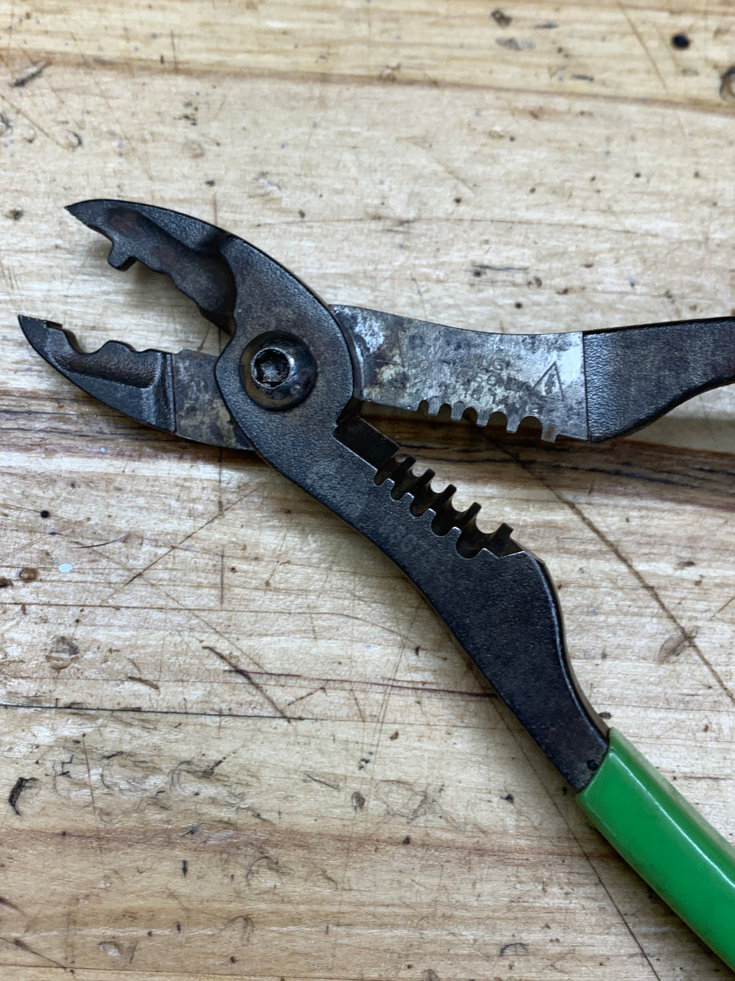 Mac Tools Stripping Crimping Pliers WSC70