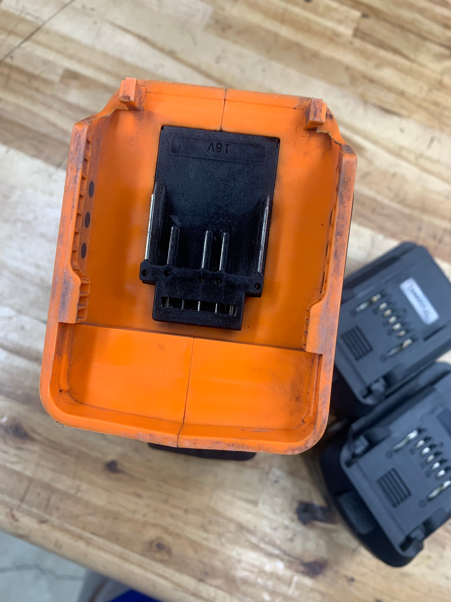 Matco 1/2” Impact Wrench 20v WITH X2 BATTERIES MCL2012HPIW