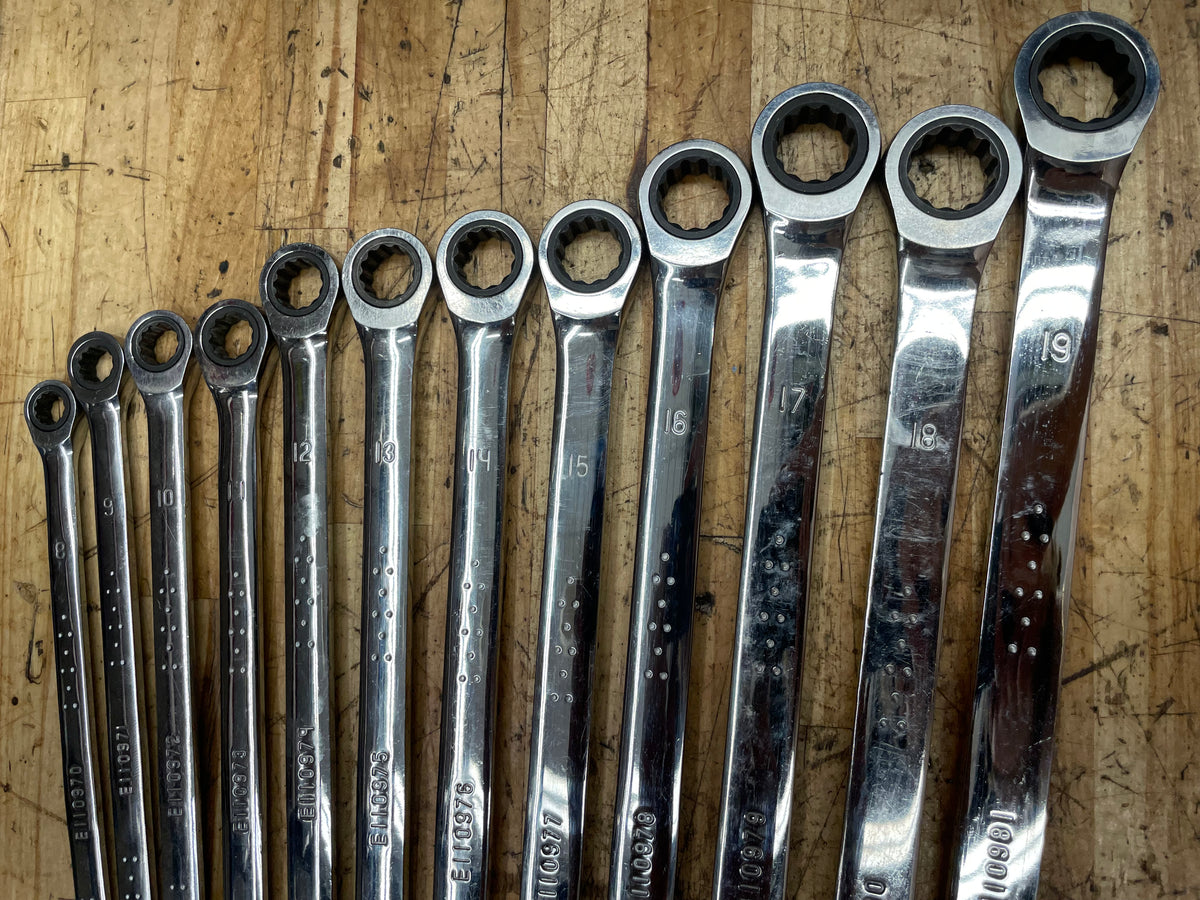 Expert by Mac Tools Metric Extra Long Ratcheting Box Wrench Set 8-19mm 12pc E111120