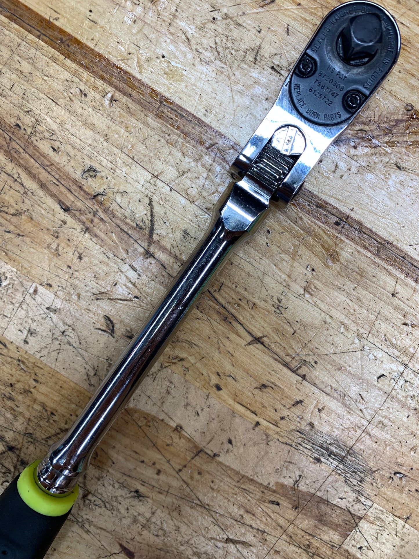 Snap On 3/8” Locking Flex Head Ratchet Soft Grip HiViz USA FHLX80B