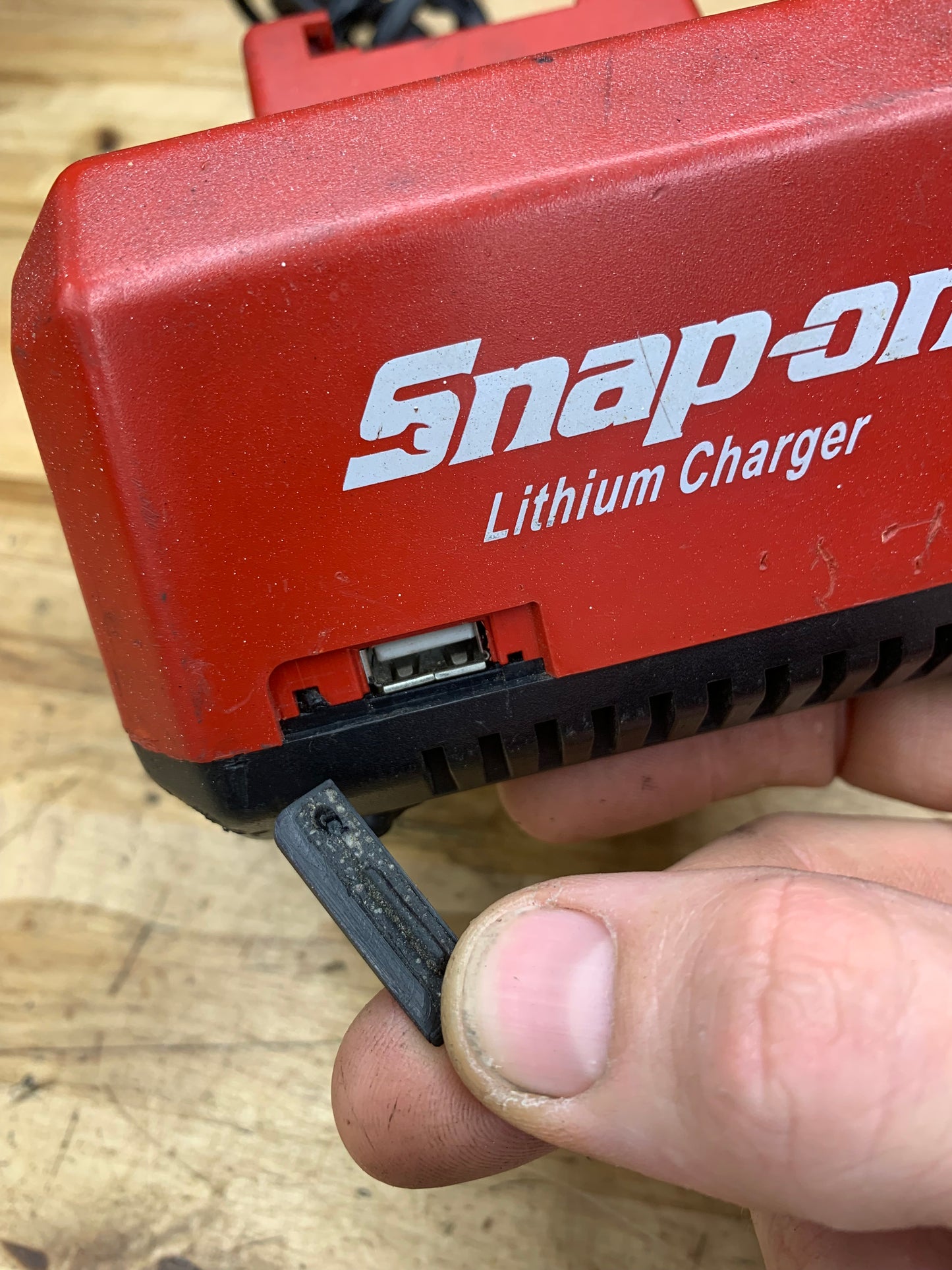 Snap On 18v Battery charger USB CTC720