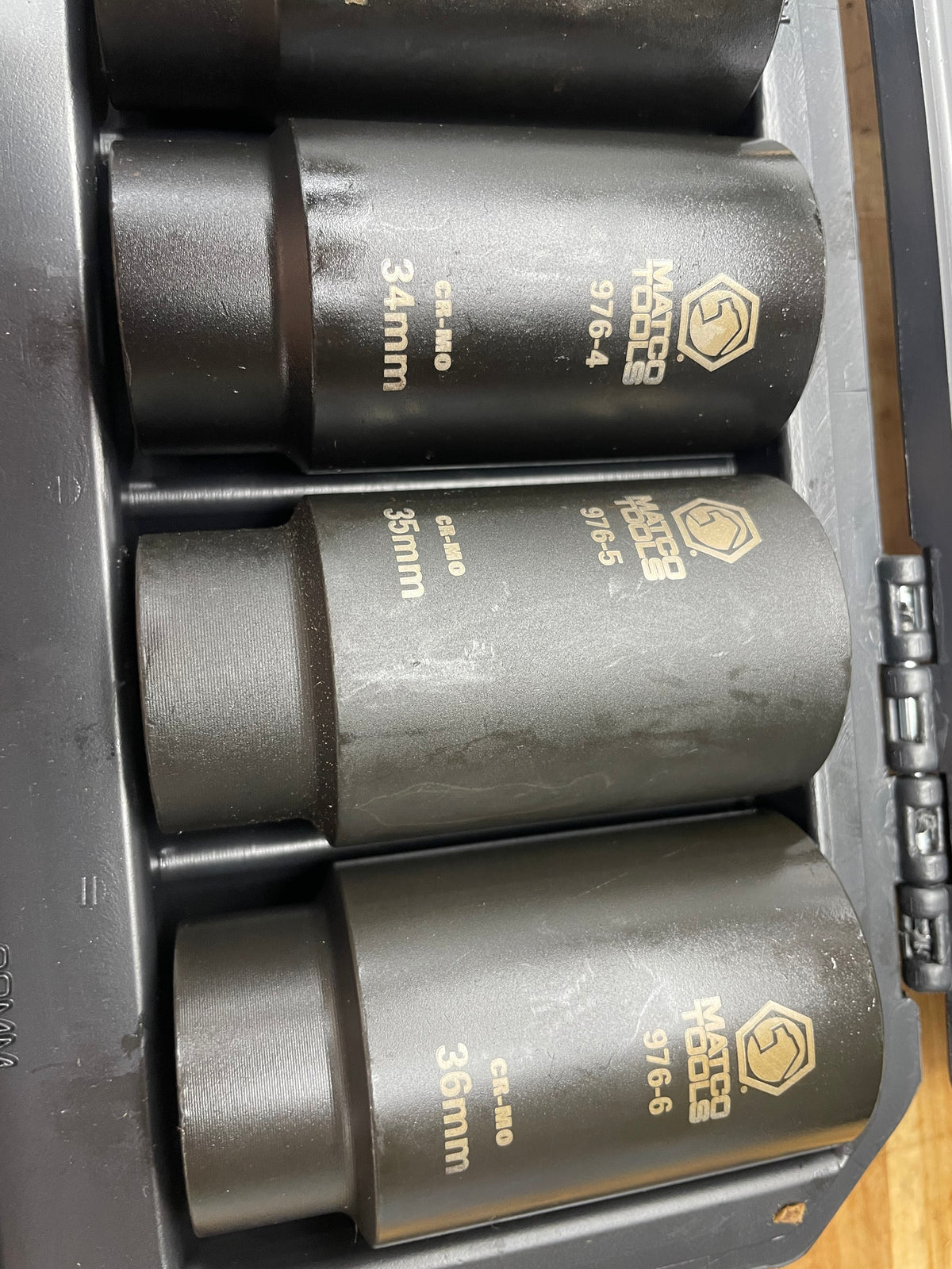 Matco 8pc Axle Spindle Nut Socket Set LIKE NEW AXL12PTA