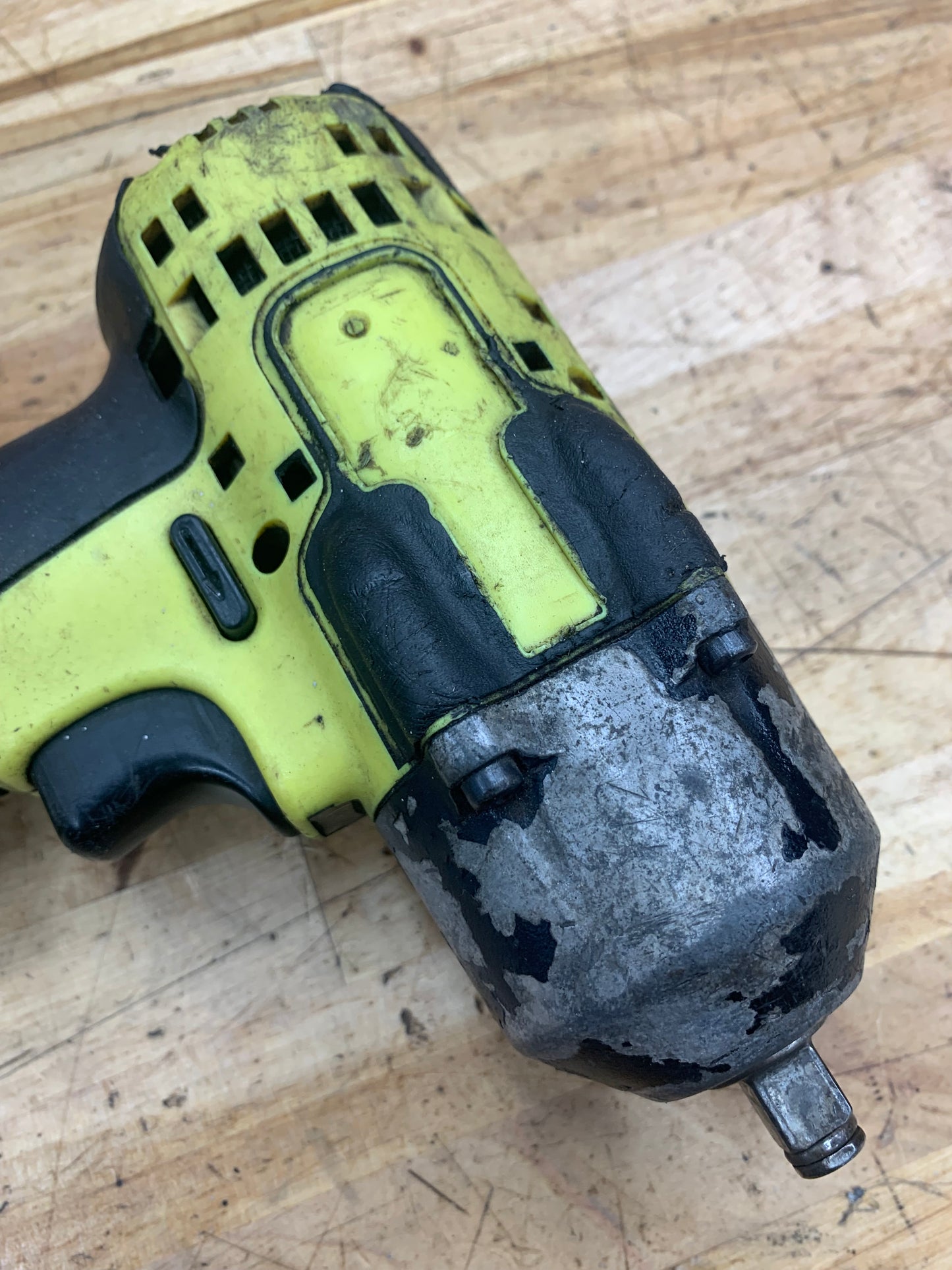 Snap On 3/8" 18V Impact HiVizCT8810A