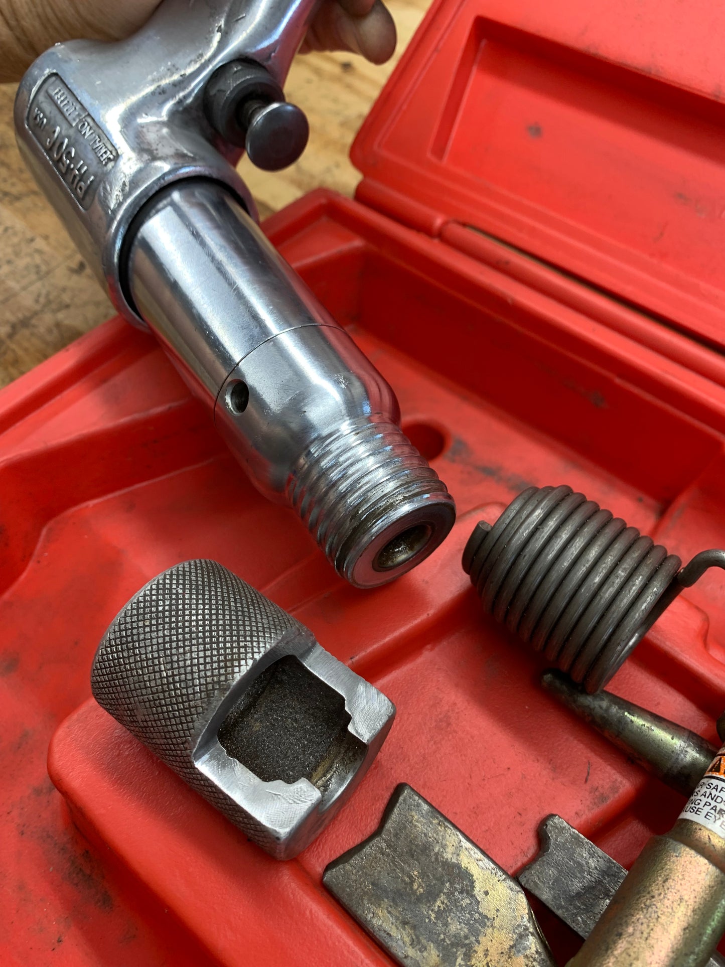 Snap On Air Hammer Kit w/ Attachments USA  PH50C