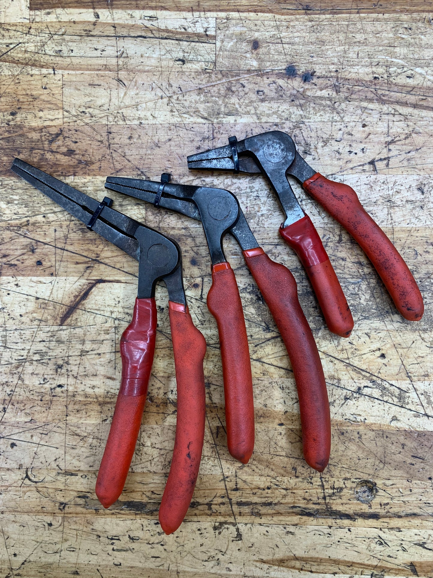 EZ Red 3pc Right Angle Pistol Grip Kiwi Pliers
