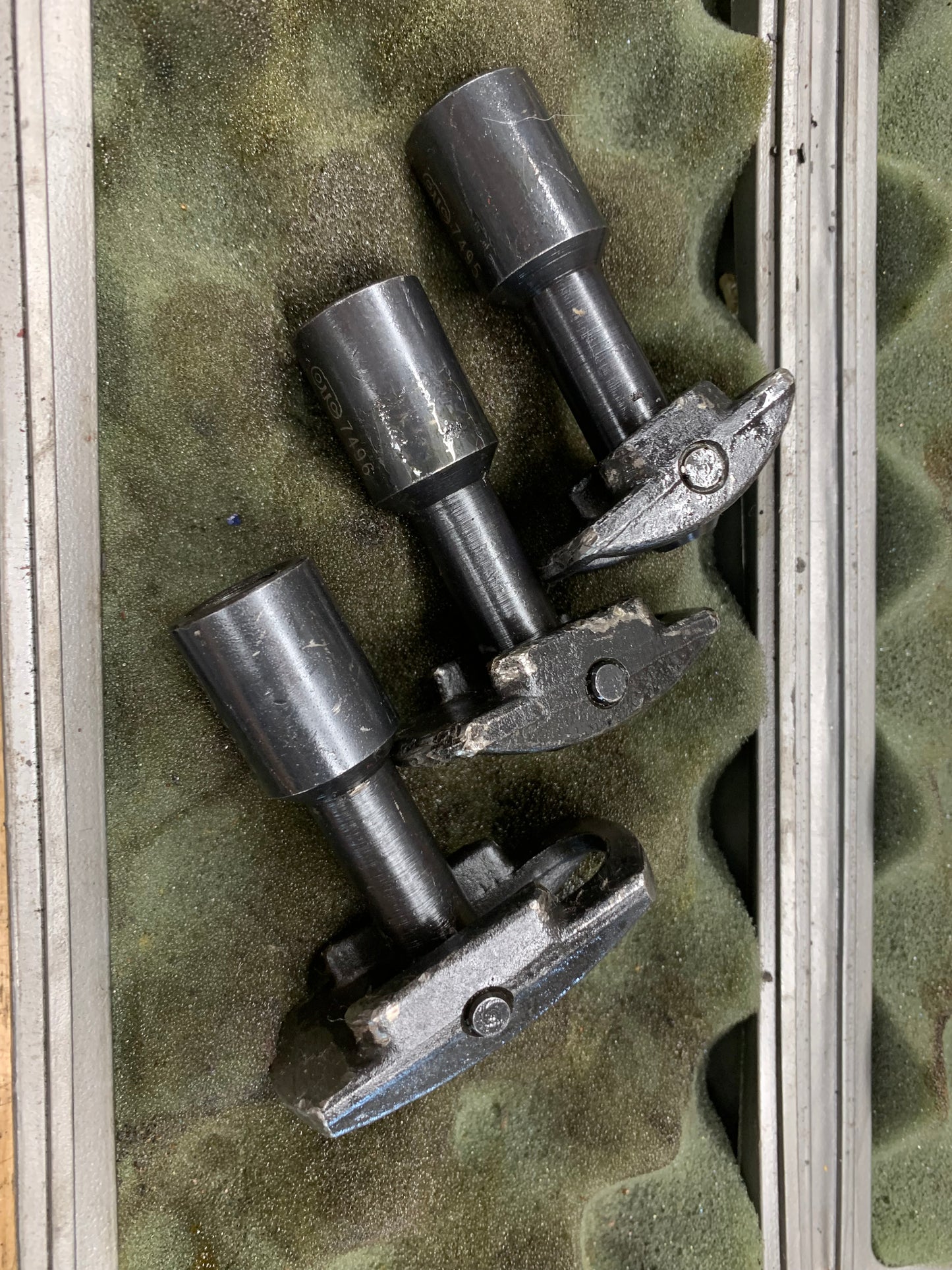 OTC Rear Axle Bearing Puller 7494A