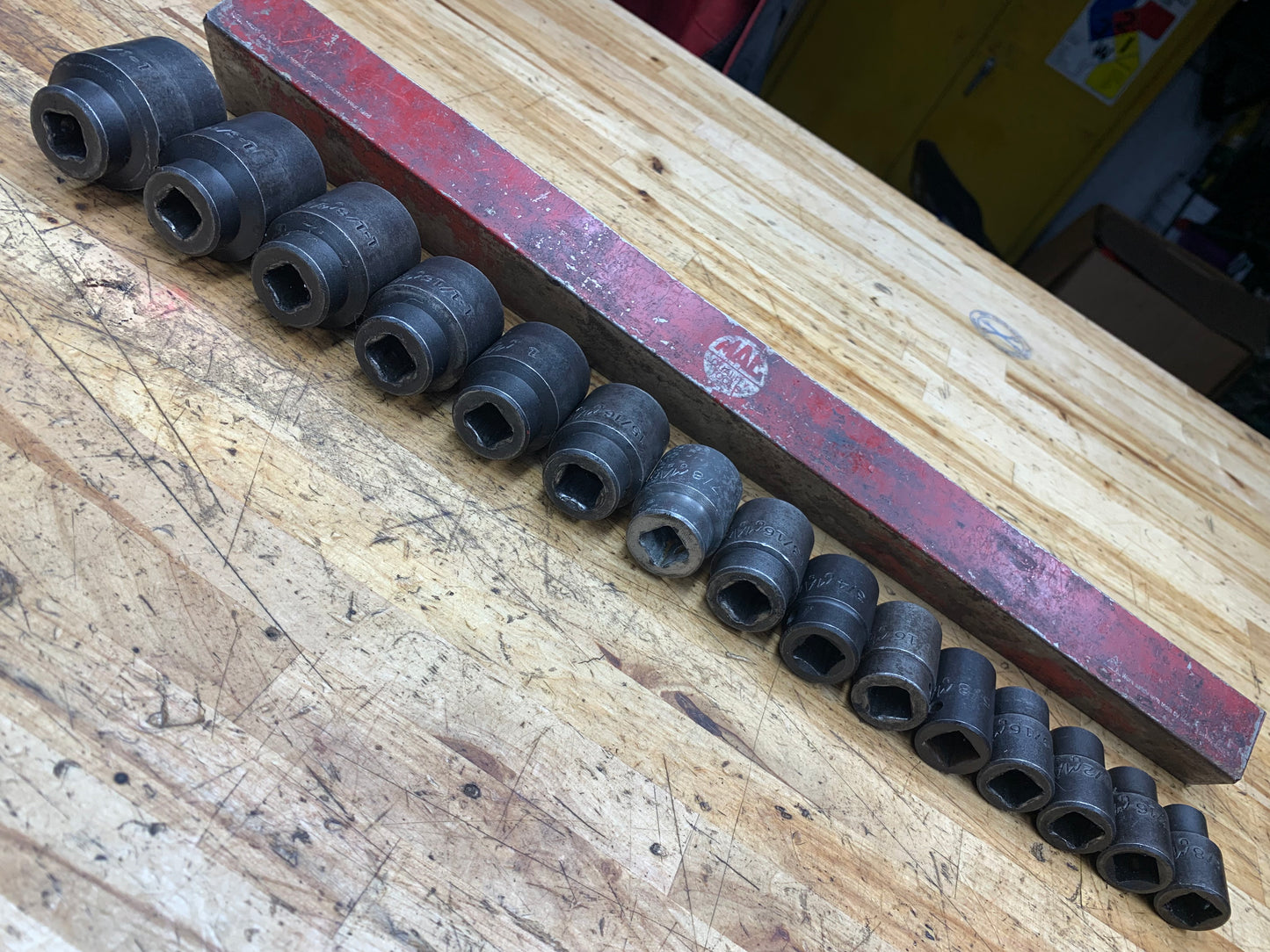Mac Tools 1/2” SAE Impact Shallow Socket Set 15pc W/ Tray USA SVP156BRPT
