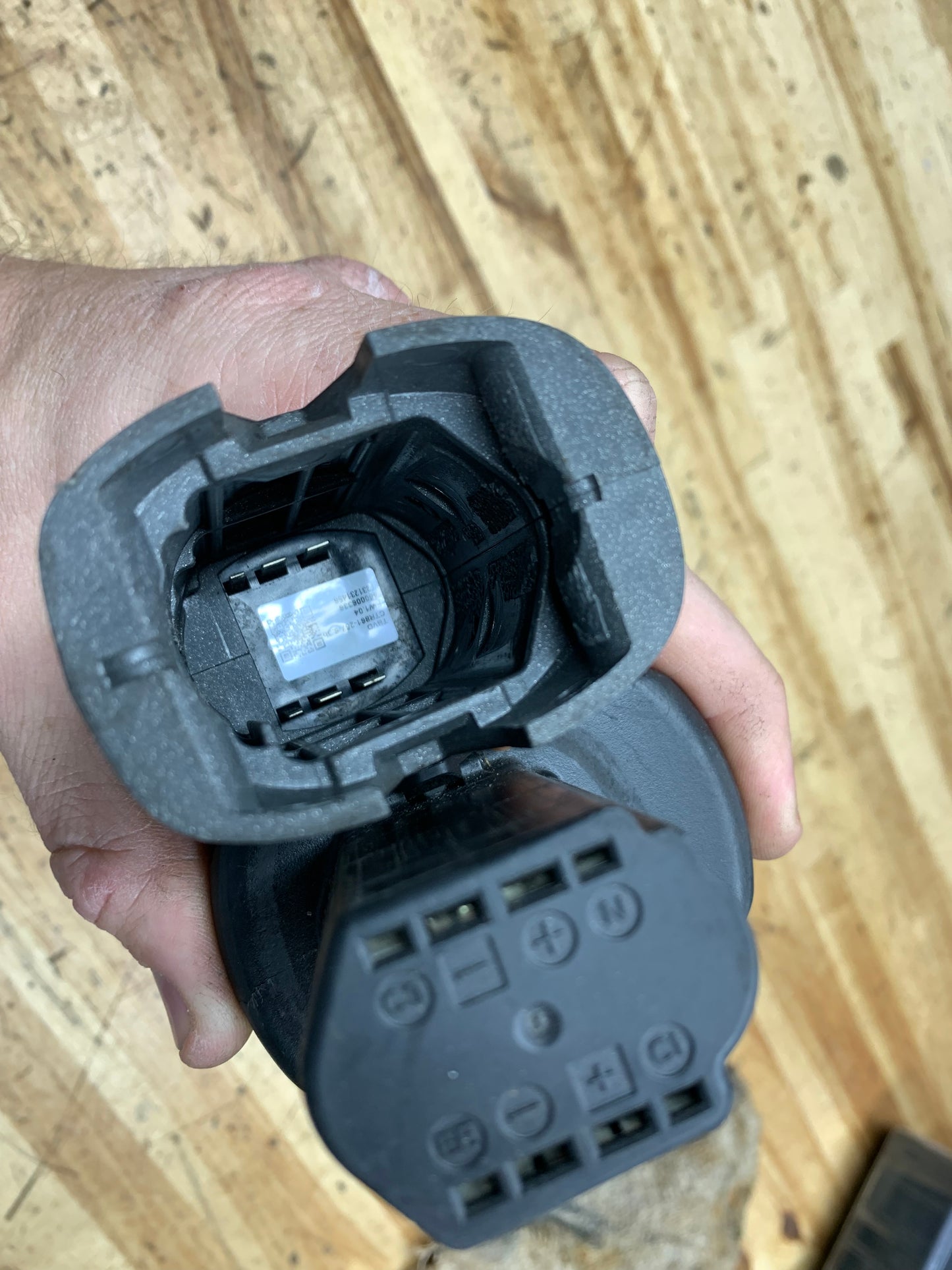 Snap On 14V 3/8” Brushless Ratchet CTR861AGM