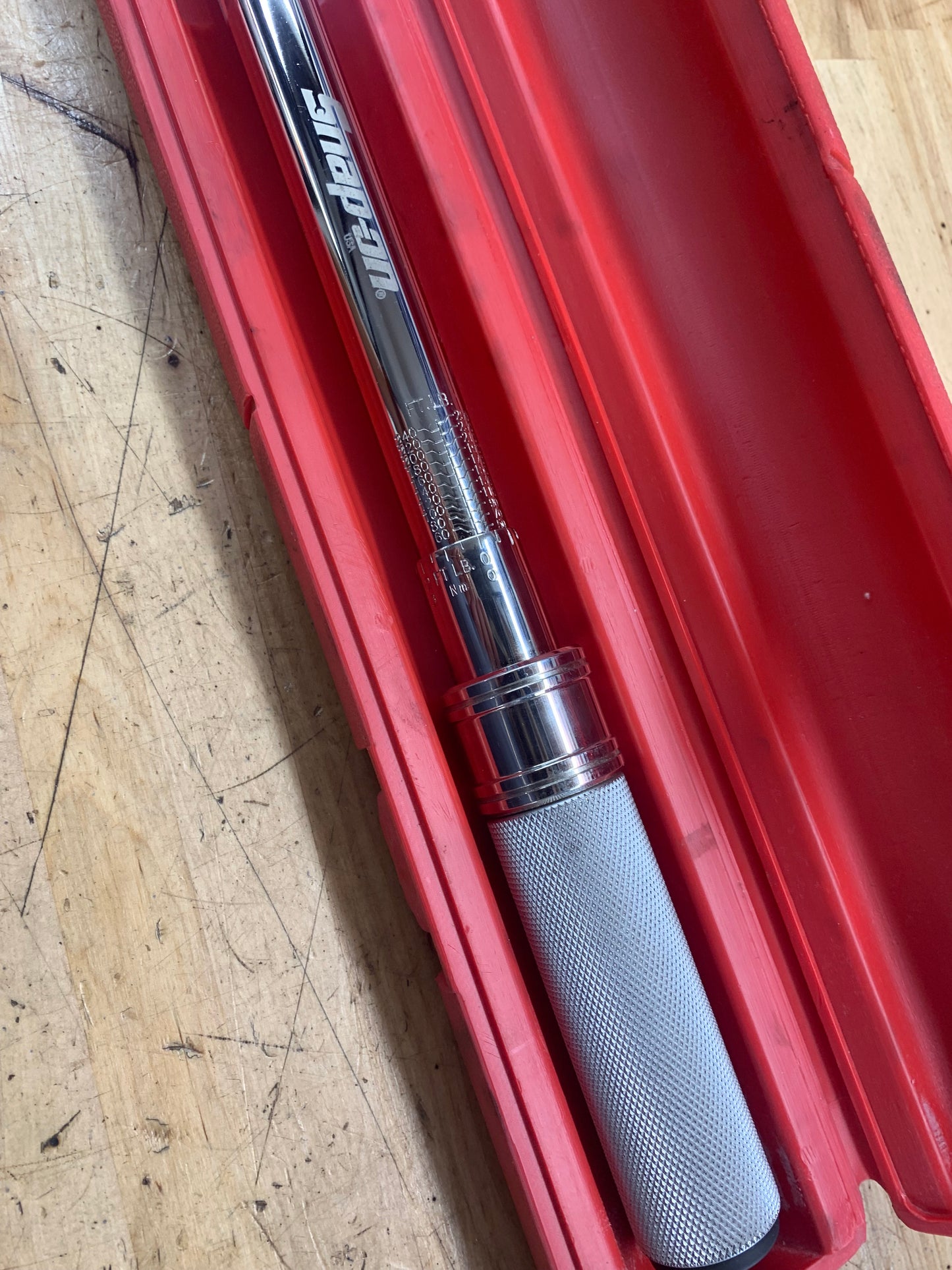 Snap On 1/2" dr. torque wrench 50-250 Ft.Lb.  QD3R250