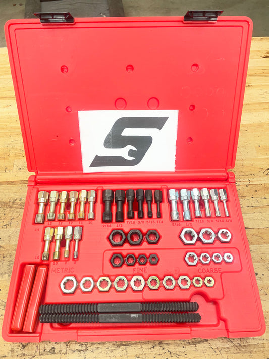 Snap On Rethreading Set 32pc. USA  EXCELLENT CONDITION RTD48