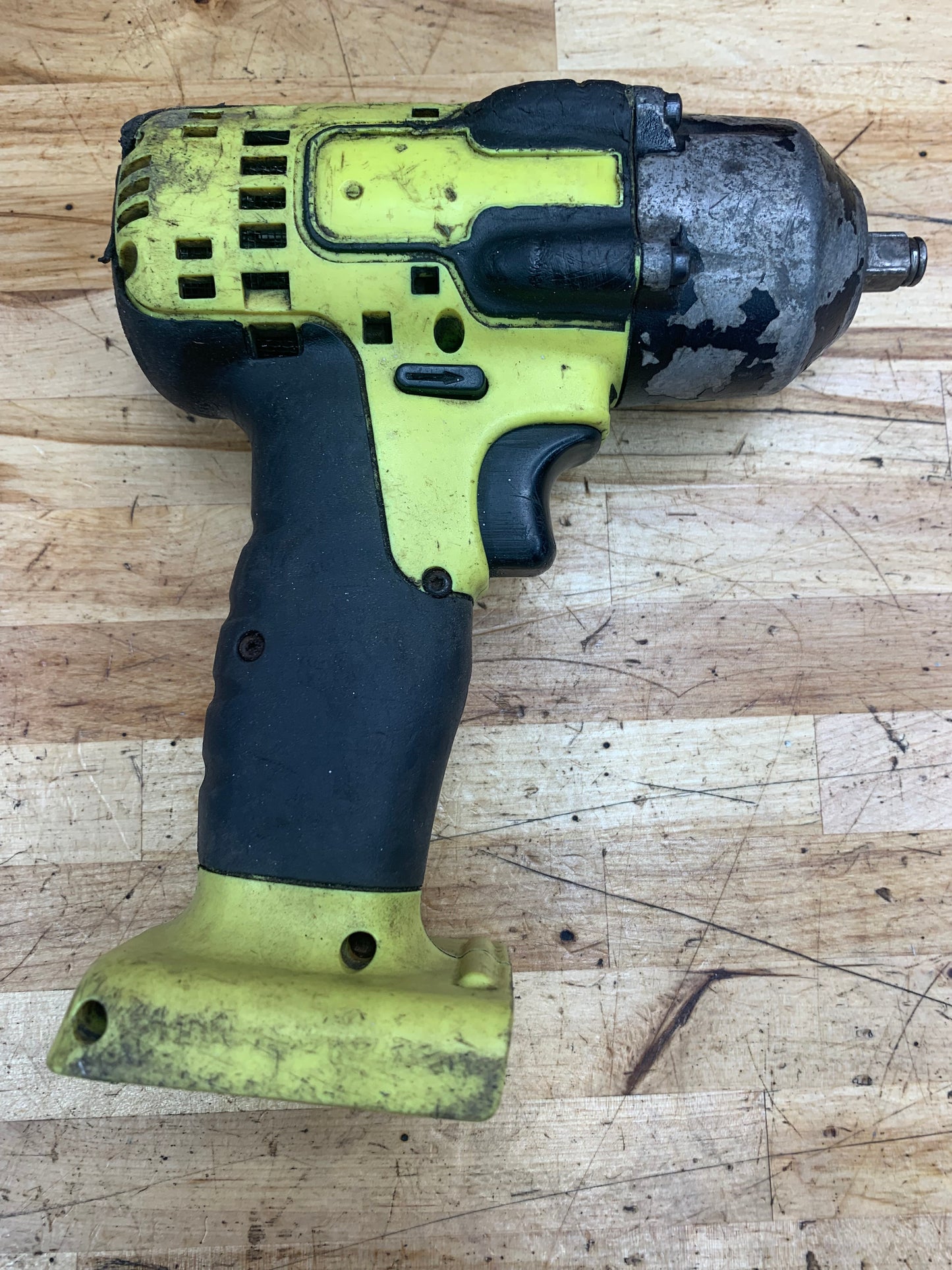 Snap On 3/8" 18V Impact HiVizCT8810A