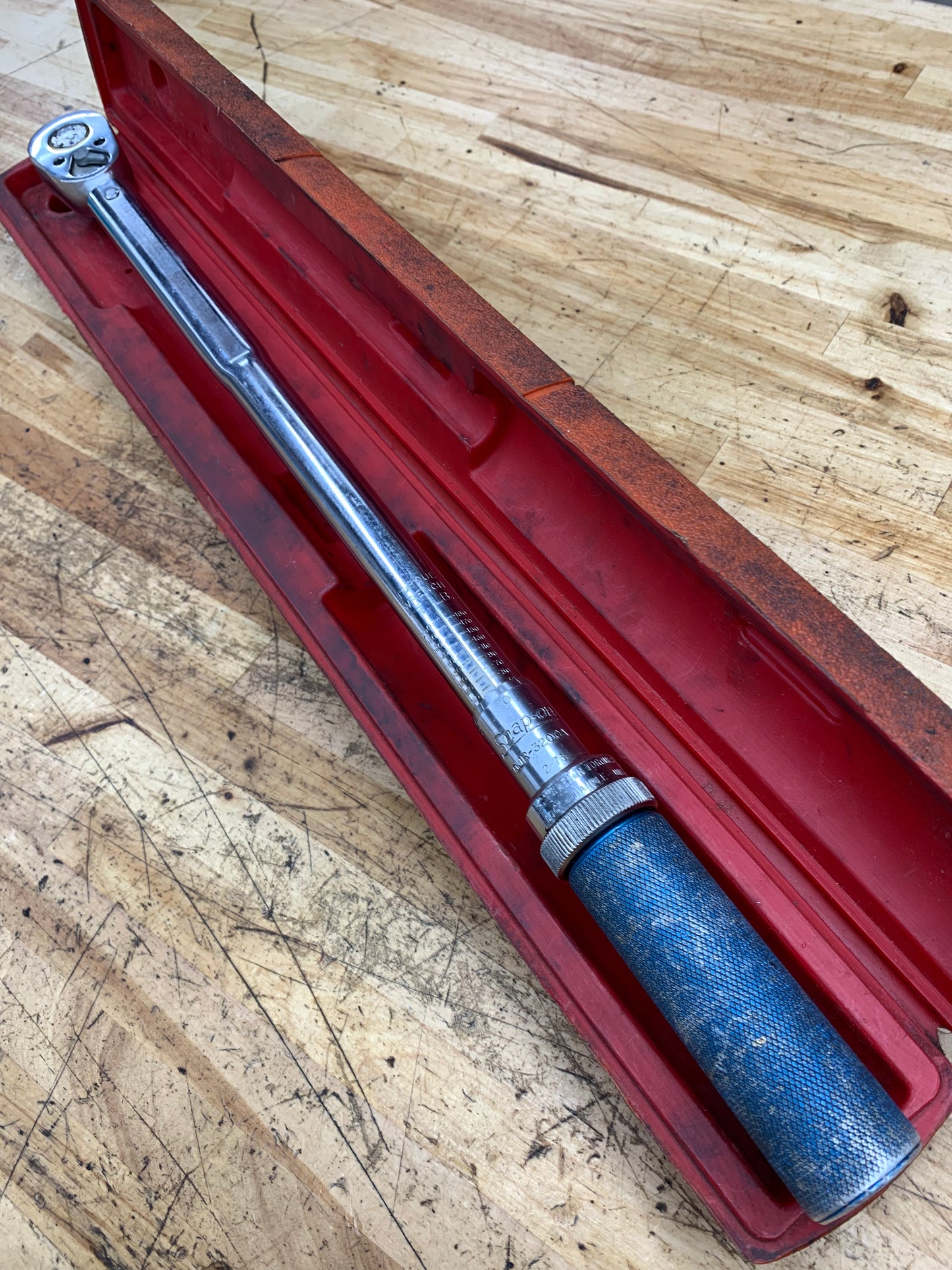 Snap On 1/2” Click Style Torque Wrench 30-200ft. Lb. USA QJR3200A