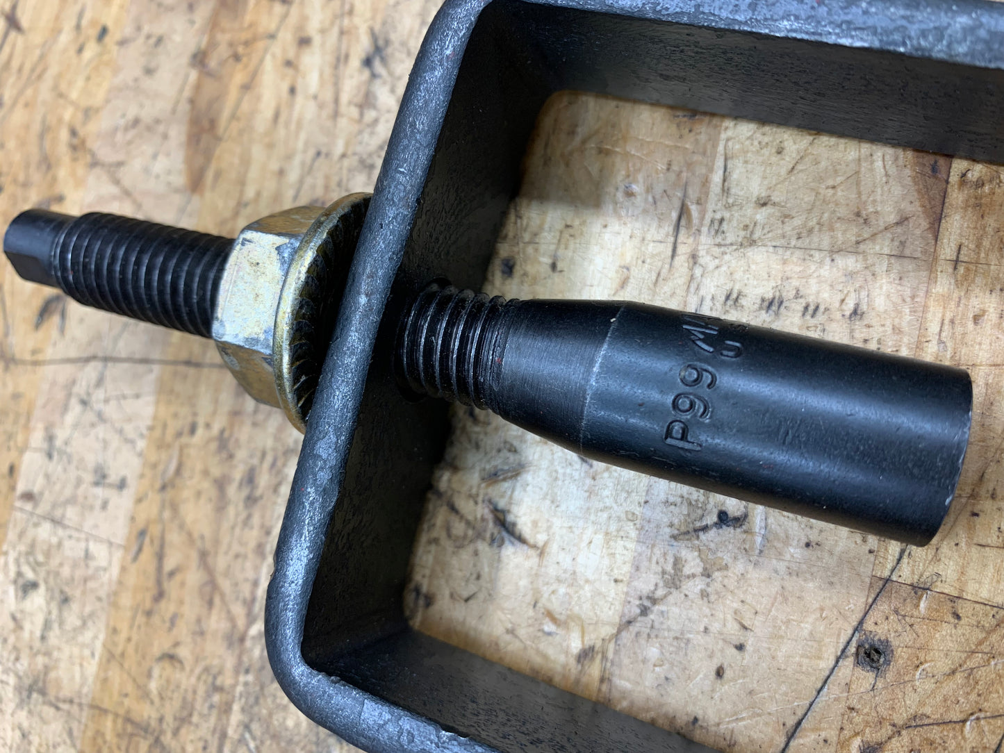 Mac Steering Wheel Lockplate Puller USA P99