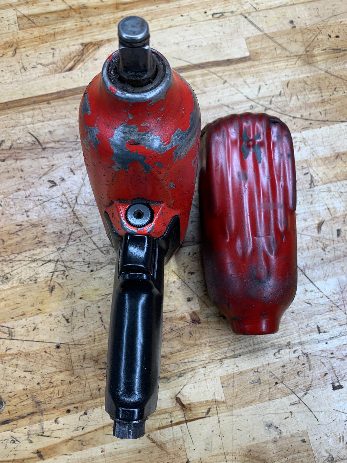 Snap On 1/2” Air Impact Wrench MG725