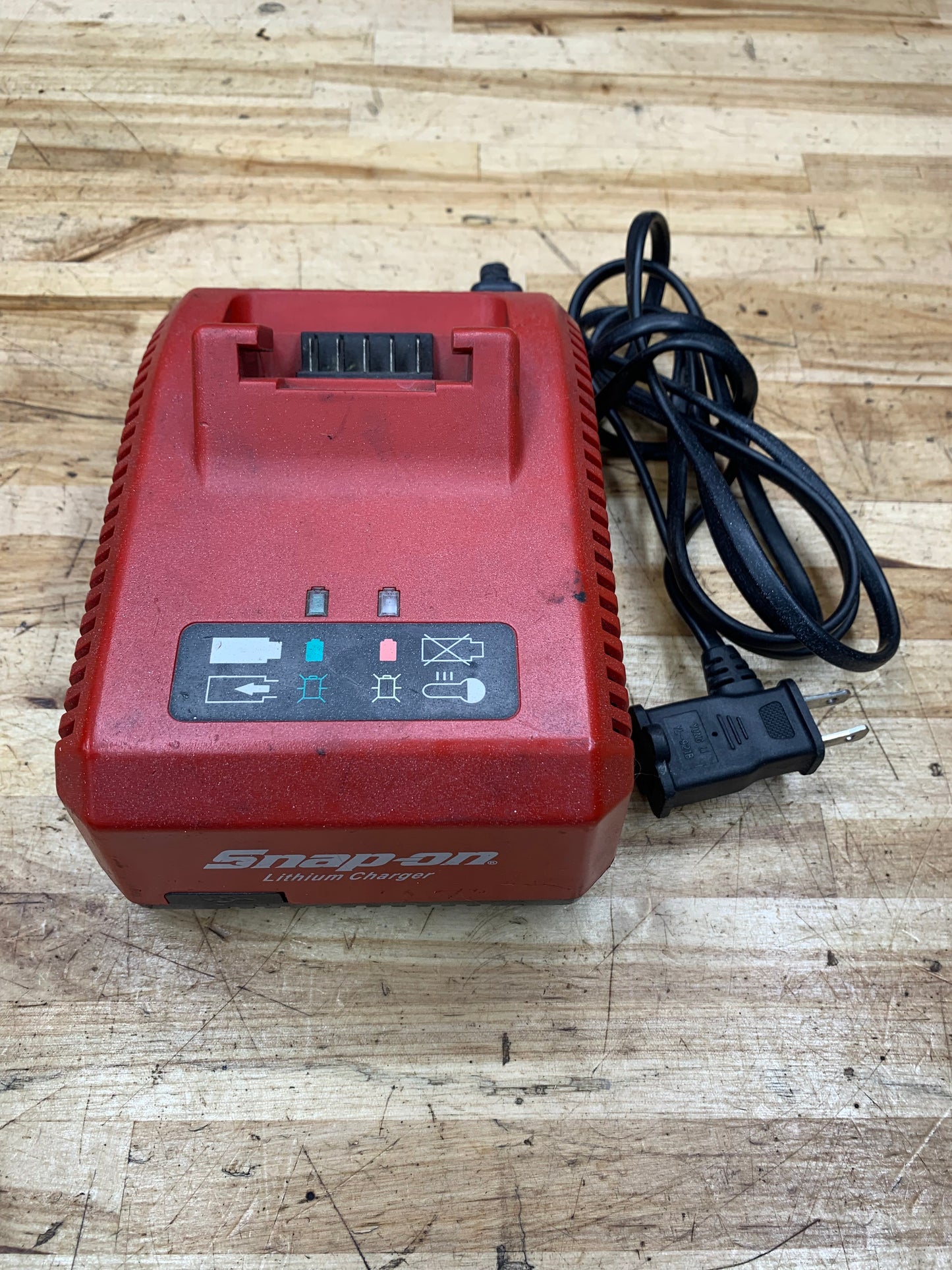 Snap On 18v Battery charger USB CTC720