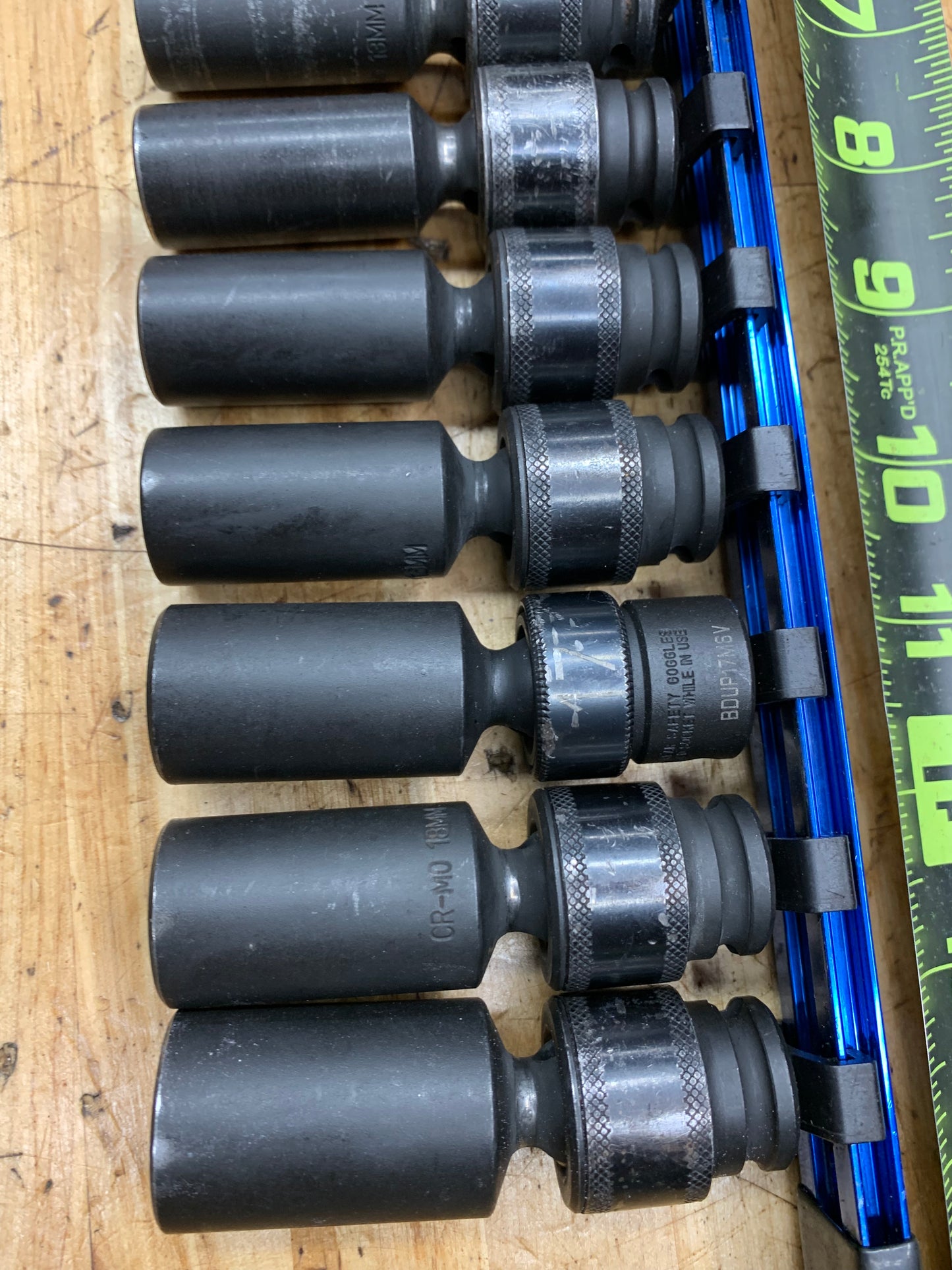 Expert by Mac Tools 3/8” Metric Deep Swivel Socket Set