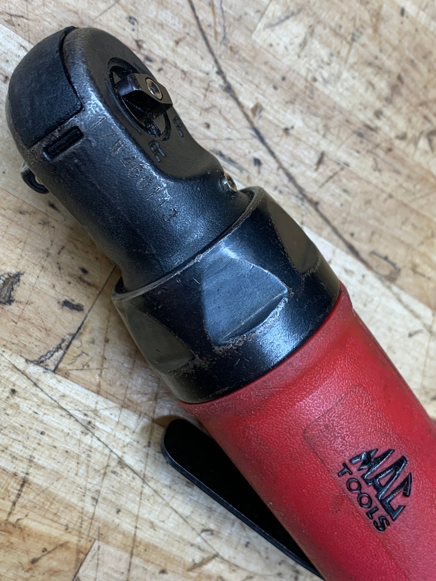 Mac Tools 1/4” Stubby Pneumatic Air Ratchet ARP525