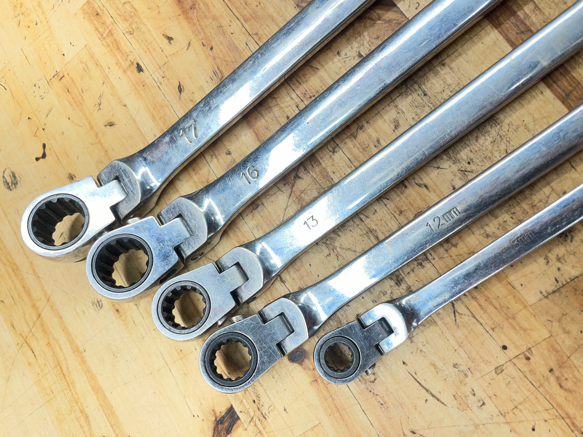 Cornwell/Platinum XL Metric Flex Head Ratcheting Wrench Set 5pc. 8-19mm
