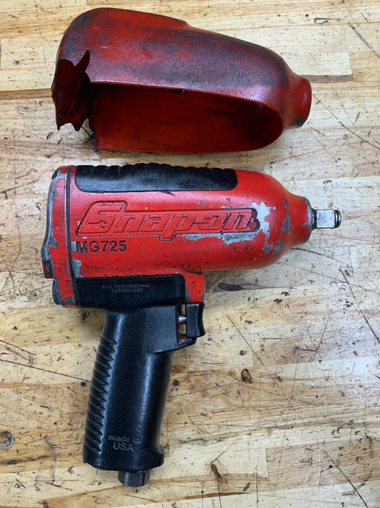 Snap On 1/2” Air Impact Wrench MG725