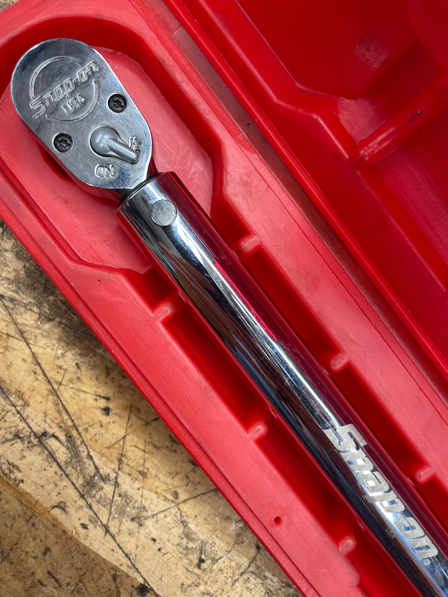 Snap On 3/8” Click Style Torque Wrench 20-100 Ft.Lb. USA QD2R100