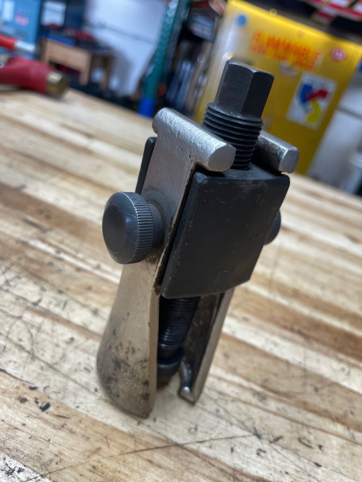 Snap On Power Steering & Alternator Puller USA CJ112-2