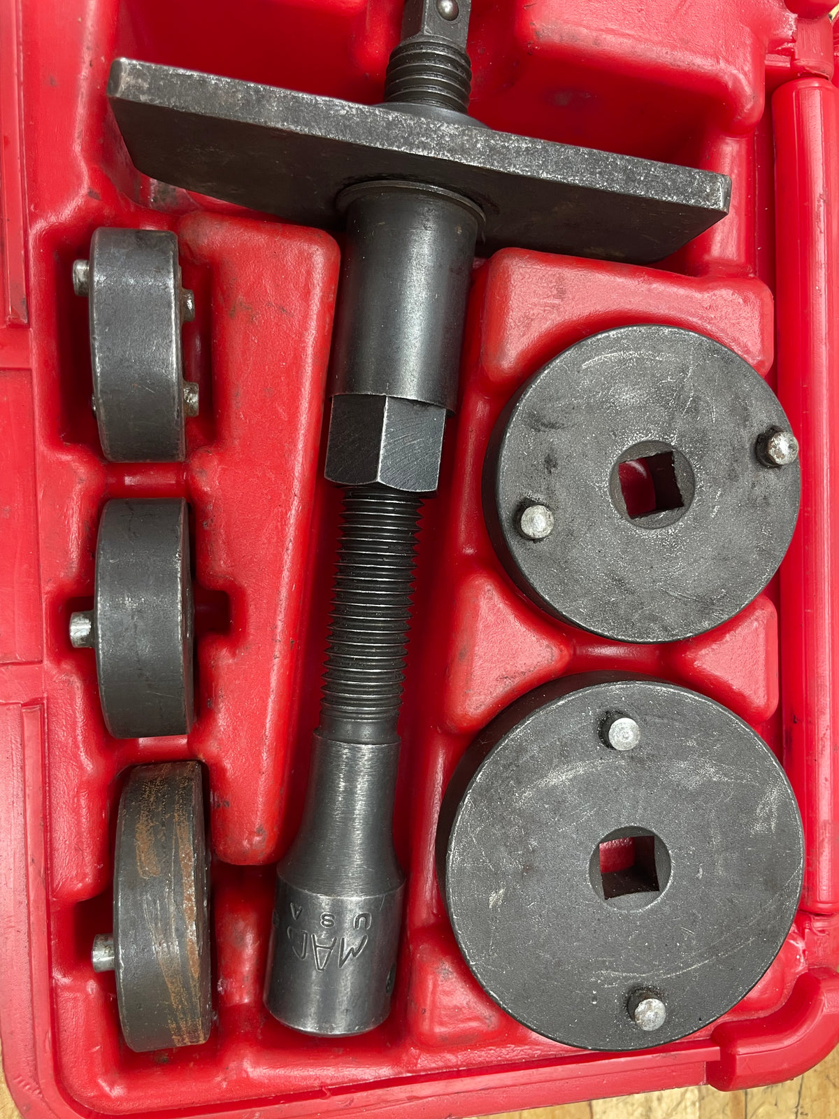 Mac Tools Disc Brake Caliper Compress Set USA DBC2500M