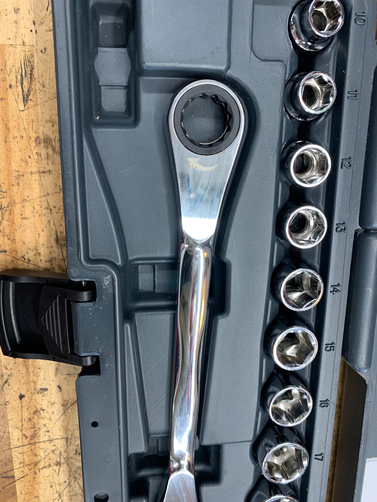 Matco Long Reach Fan Belt Removal Kit MESBT17