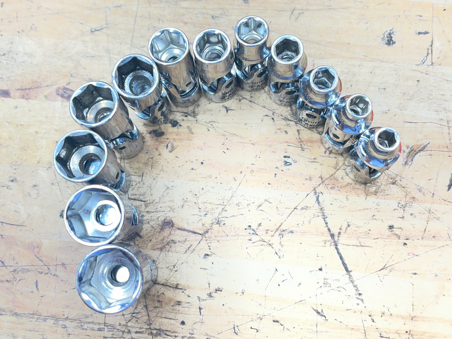 Astro Pneumatic 1/4” Metric Universal Swivel Socket Set 12pc in Foam 7412