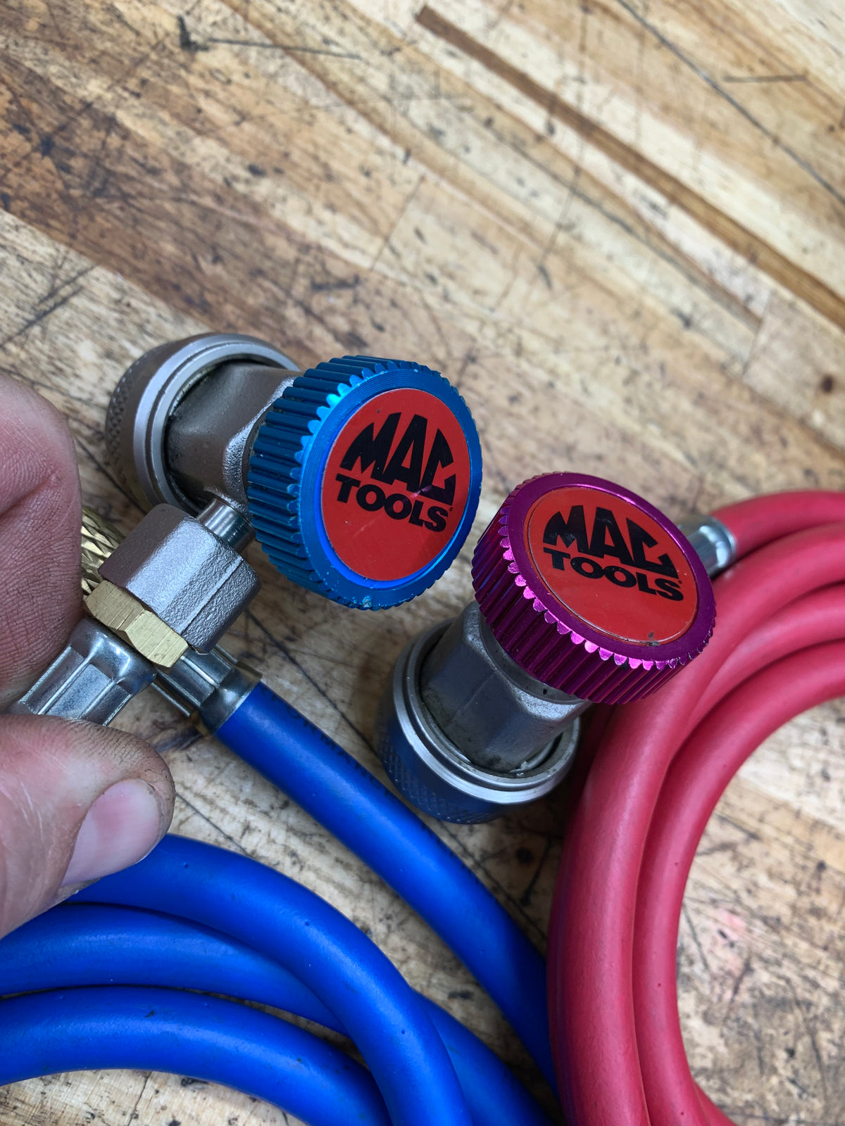 Mac R134A Refrigerant Manifold Gauge Set AC289773