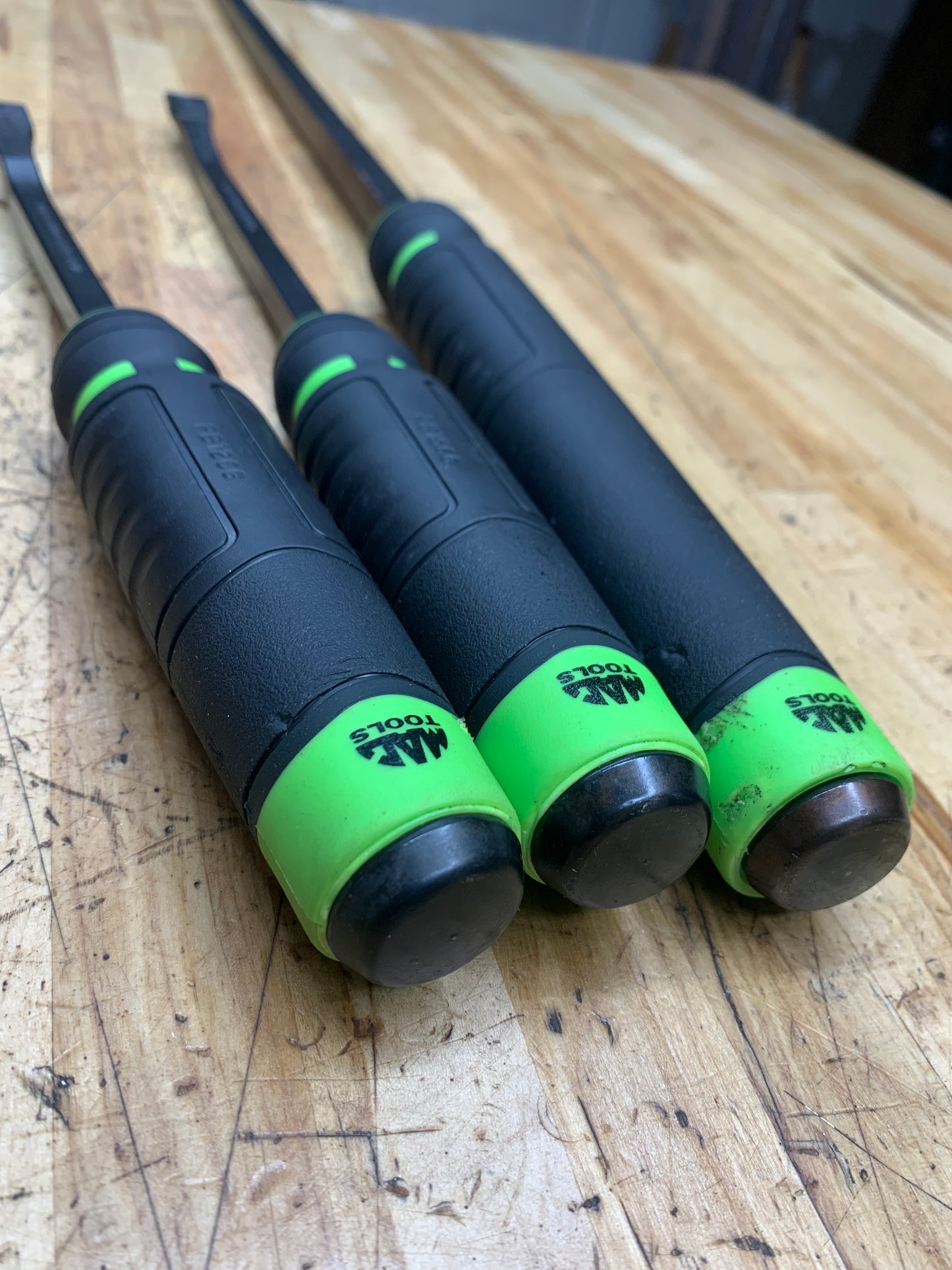 Mac Tools 3pc Green Striking Prybars 30”, 15” & 12”