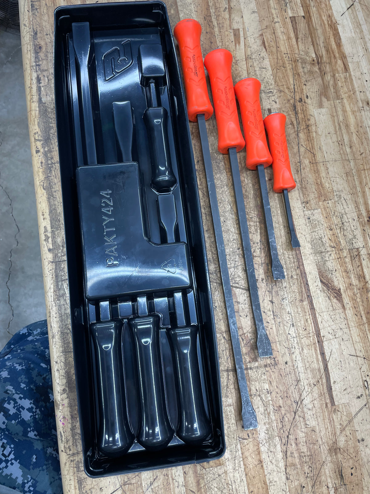 Snap On Orange Striking Prybar 4pc Set USA SBPS704AO