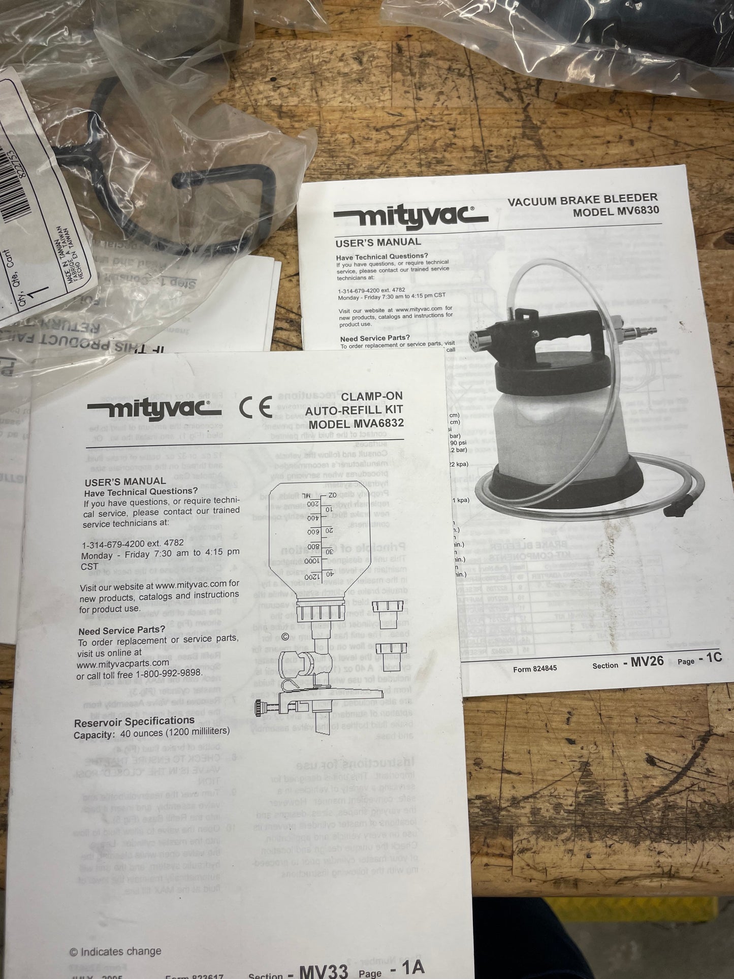 Mityvac Pneumatic Brake and Clutch Bleeding Kit with Refill Bottle COMPLETE MV6835