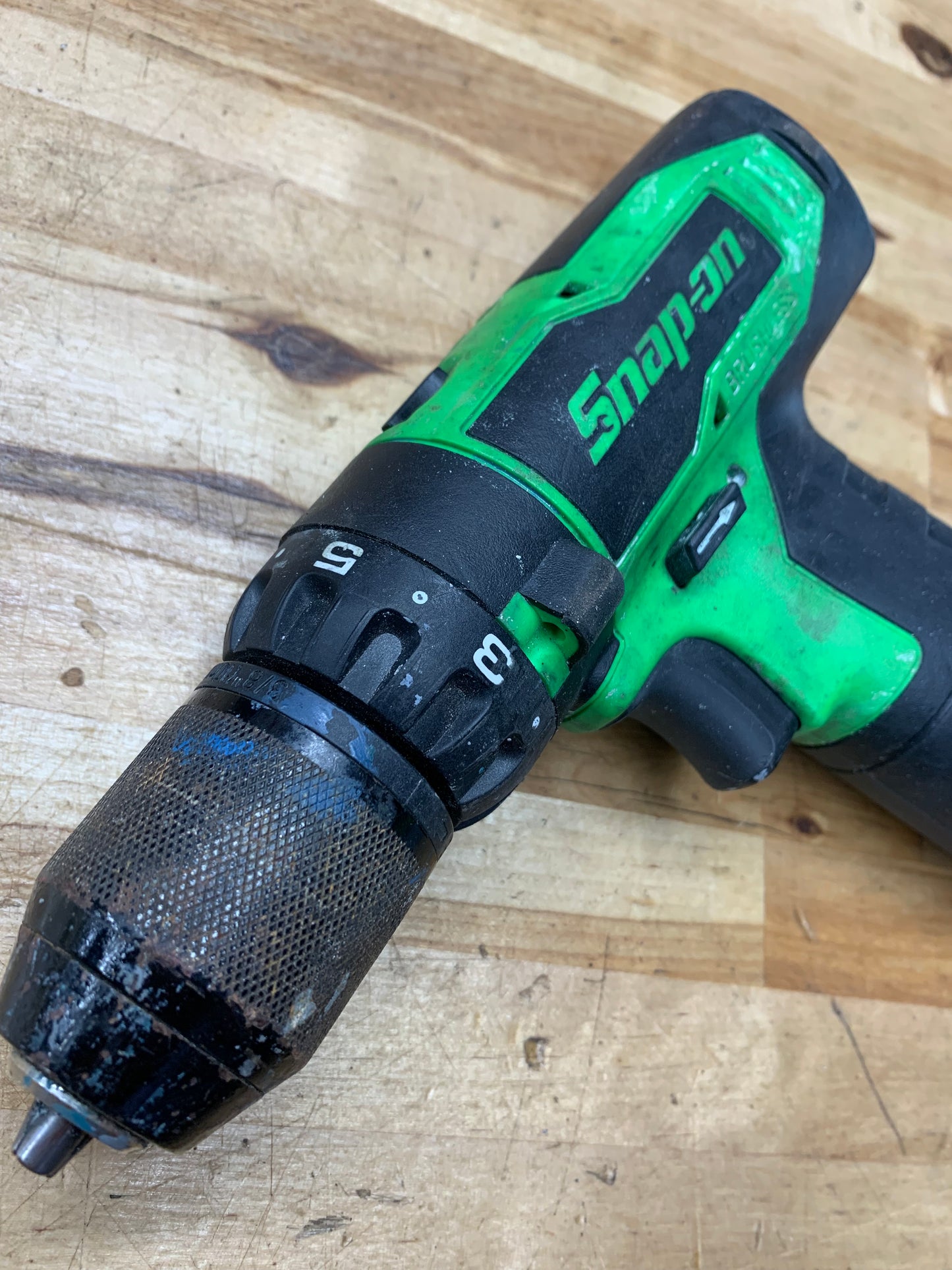 Snap On 14.4v Drill WITH BATTERY CDR861G