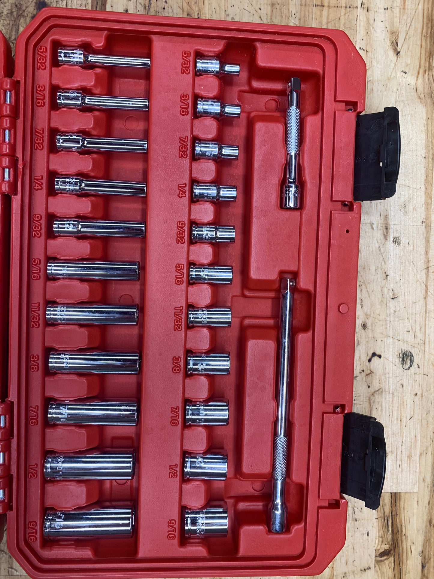 Tekton 1/4" Drive Master Socket and Ratchet Set Case 56pc SKT05303
