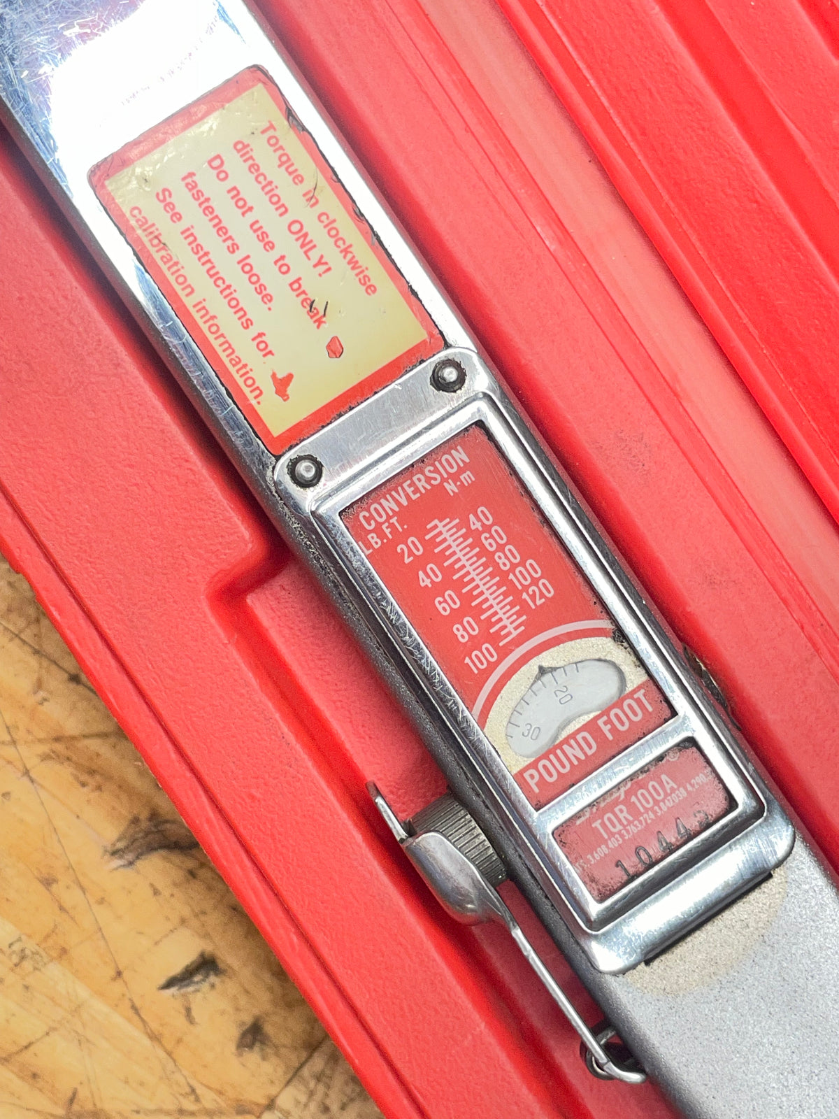 Snap On 1/2” Torque Wrench 20-100 ft lb. Click Style USA TQR100A