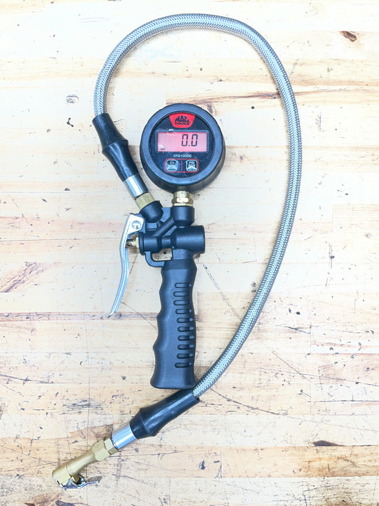Mac Tools Digital Air Inflator Chuck Gauge DTG1000D