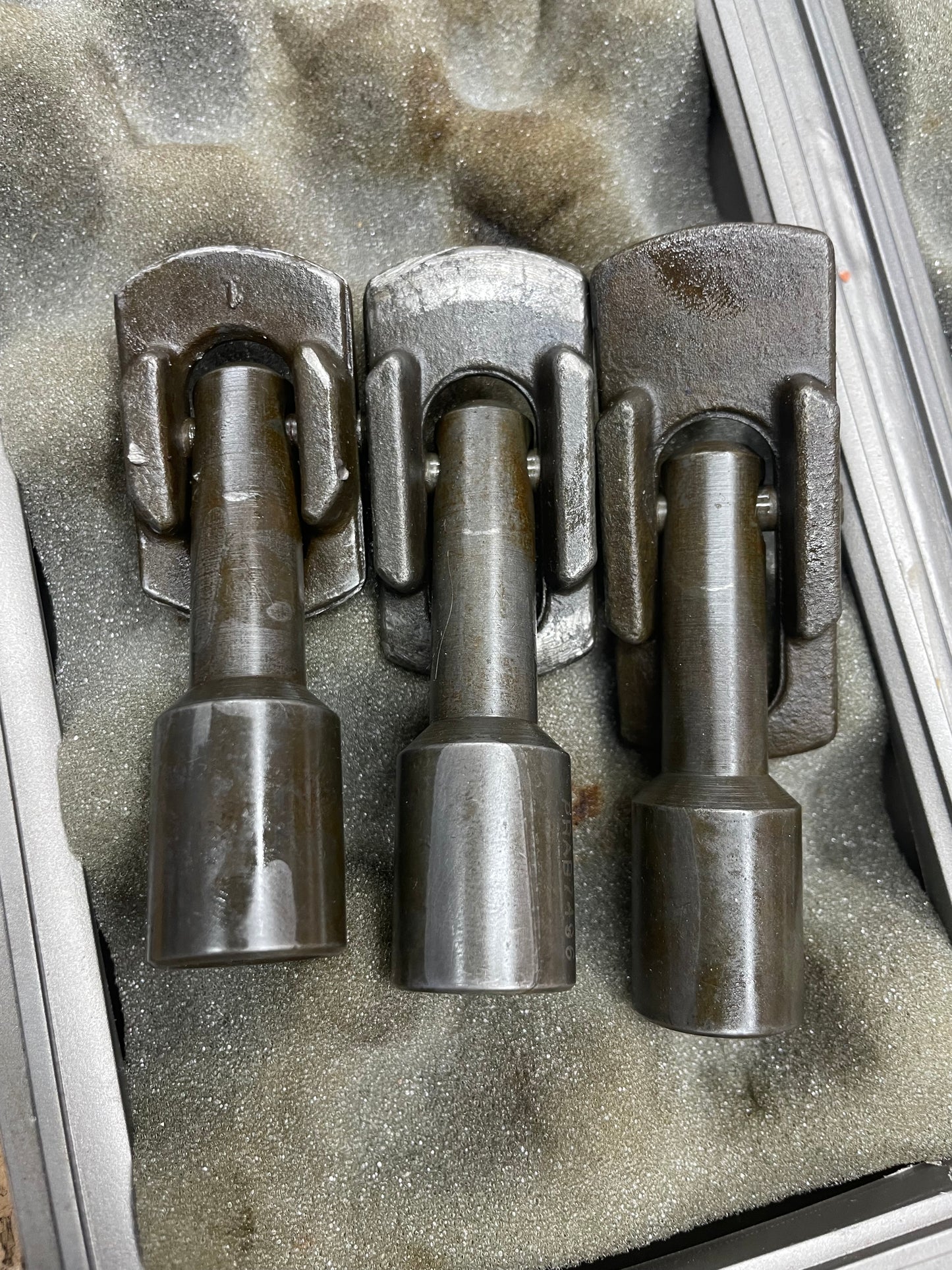 Mac Tools Rear Axle Bearing Puller Set USA PRAB7494
