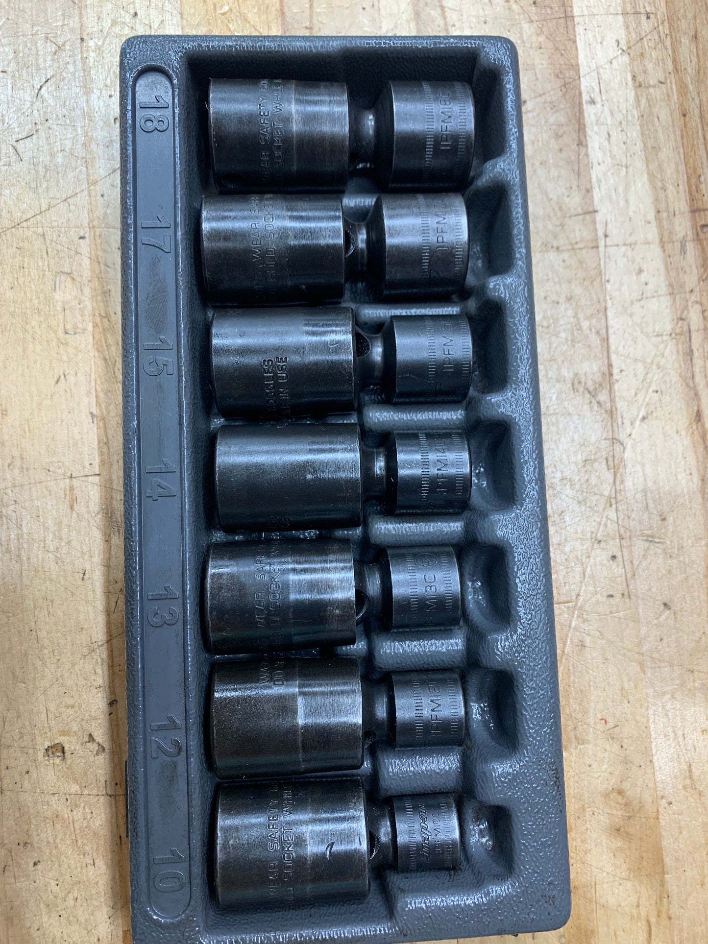 Snap On 3/8” Metric Shallow Impact Swivel Sockets 7pc. 10-18mm 207IPFM