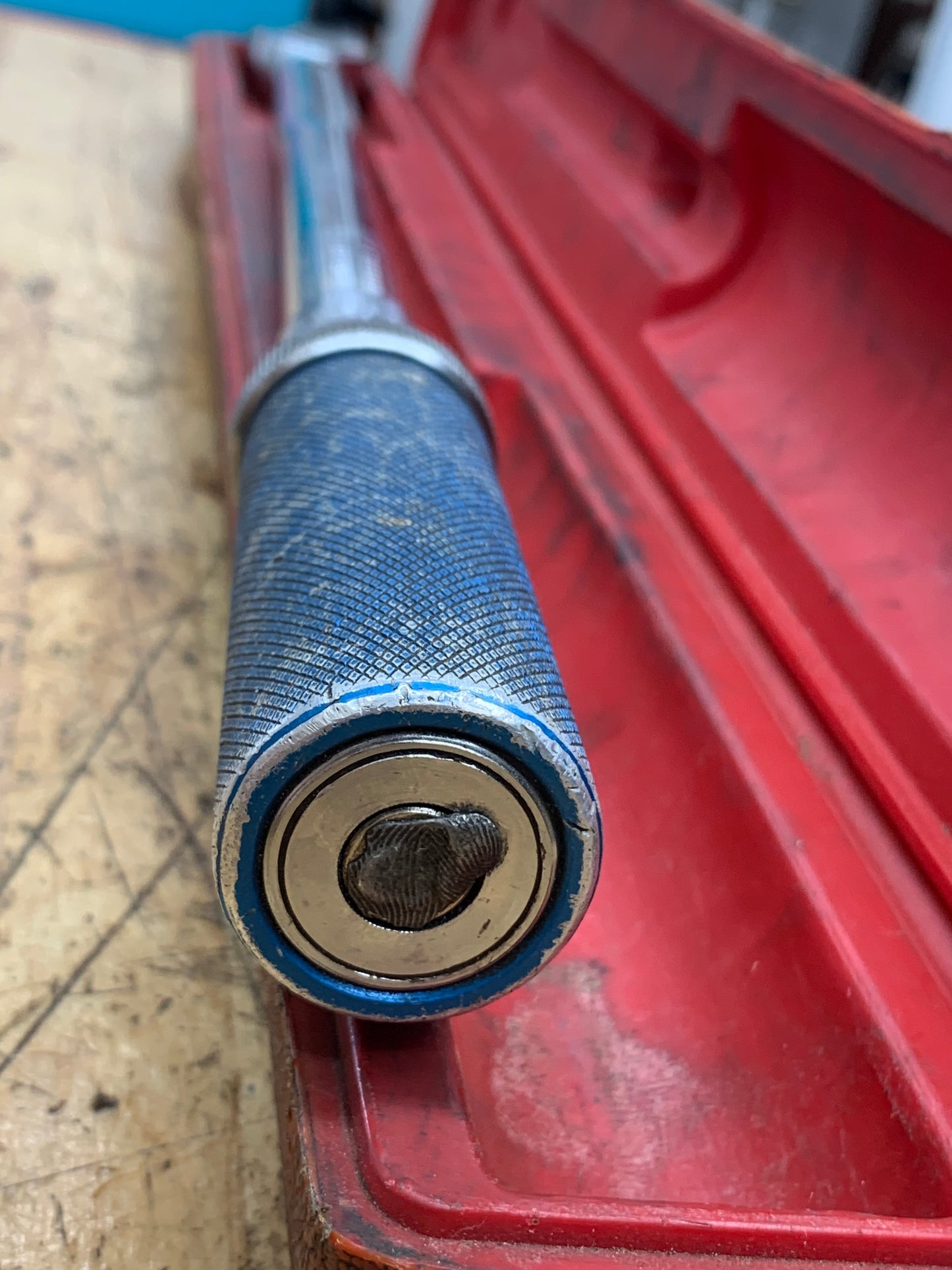 Snap On 1/2” Click Style Torque Wrench 30-200ft. Lb. USA QJR3200A