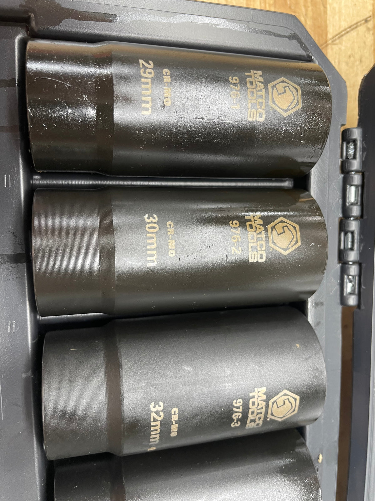 Matco 8pc Axle Spindle Nut Socket Set LIKE NEW AXL12PTA